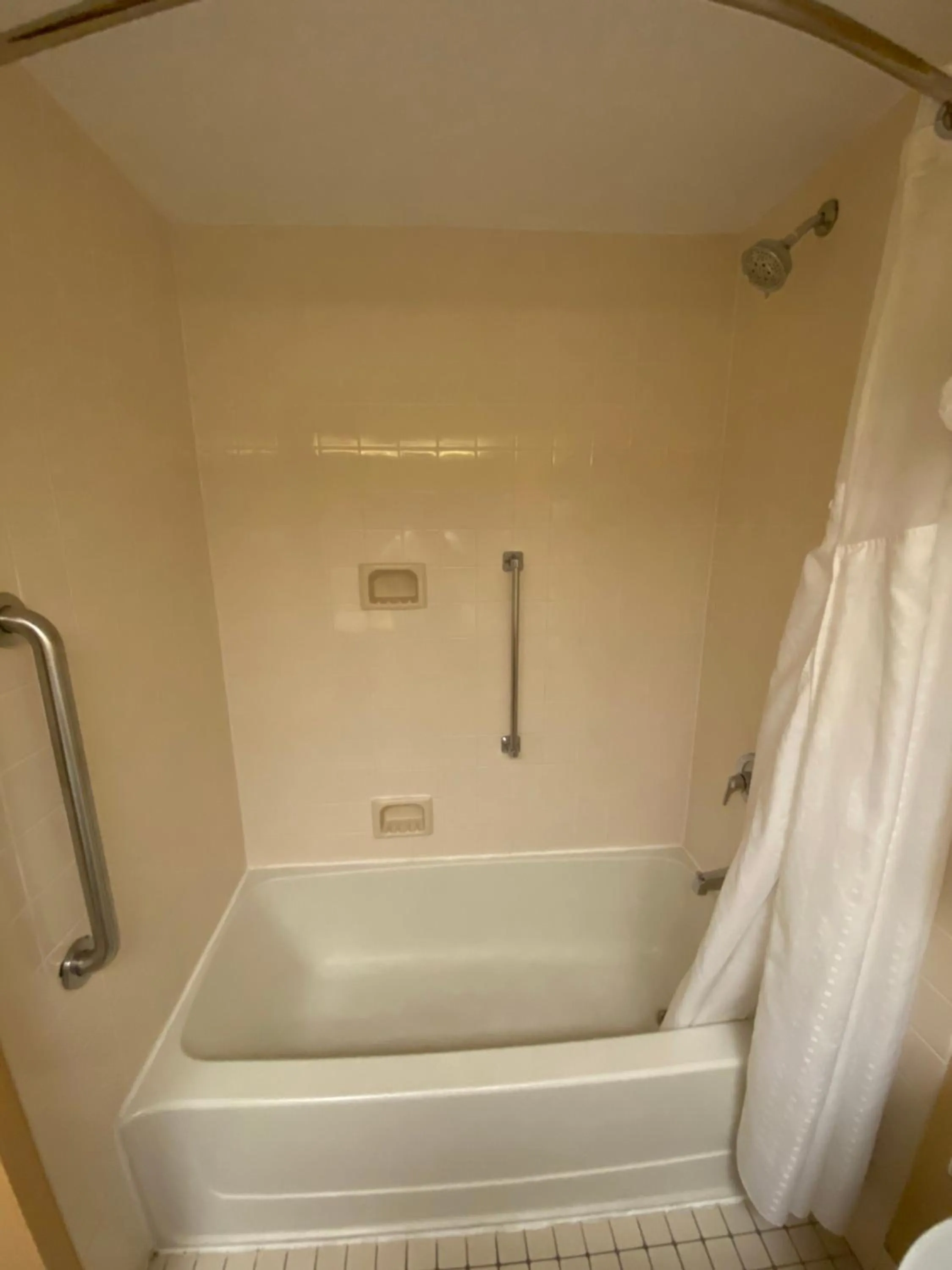 Bathroom in DoubleTree by Hilton Austin, MN