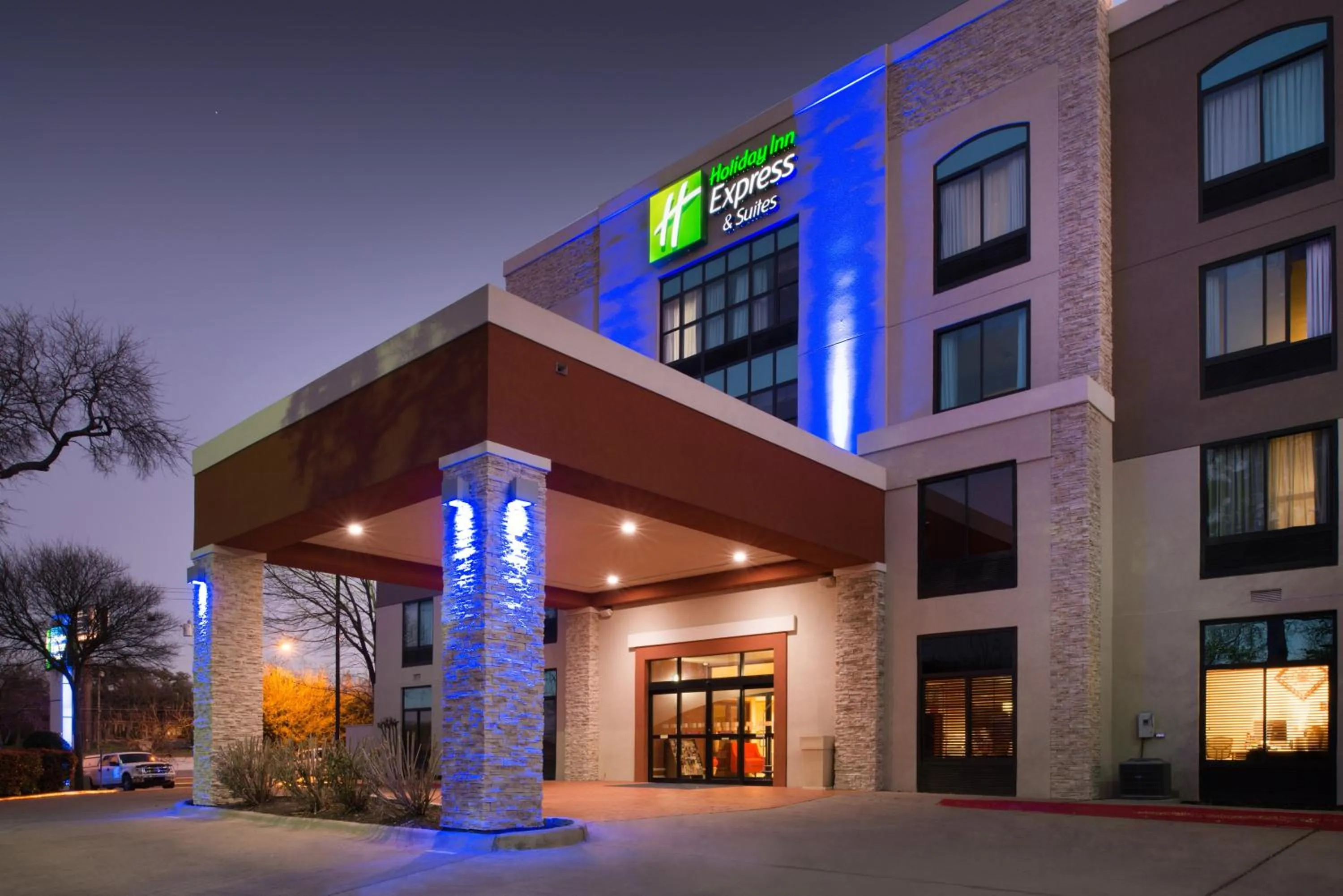 Property building in Holiday Inn Express & Suites Austin North Central by IHG
