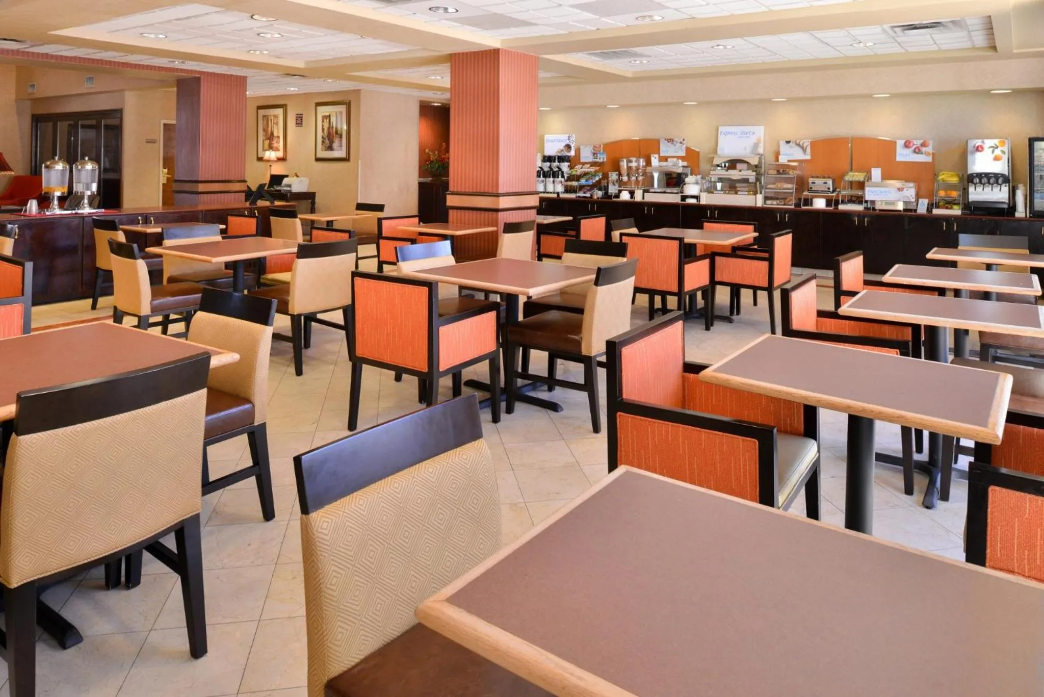 Breakfast in Holiday Inn Express & Suites Austin North Central by IHG