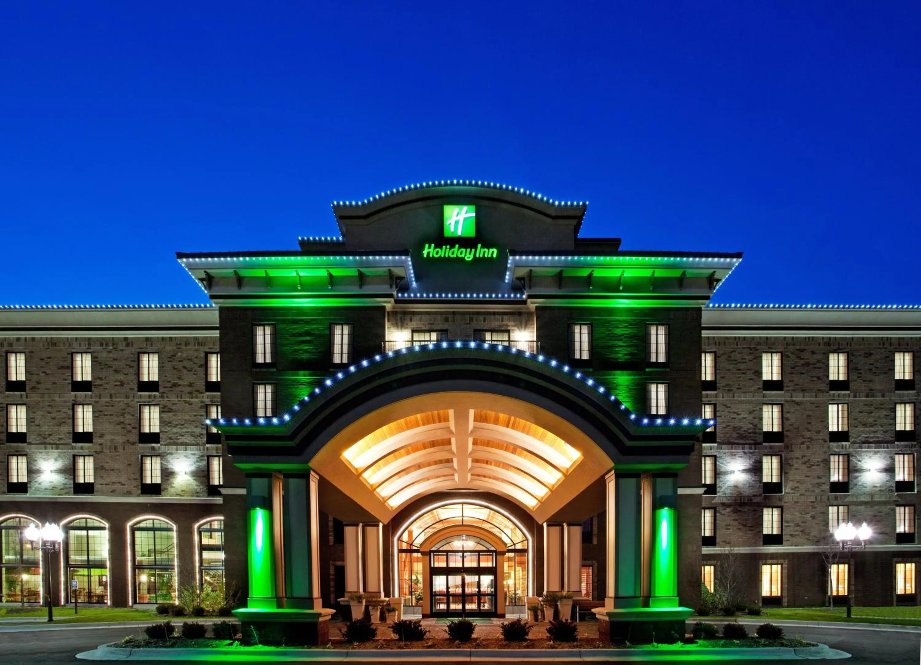 Property building in Holiday Inn Midland by IHG