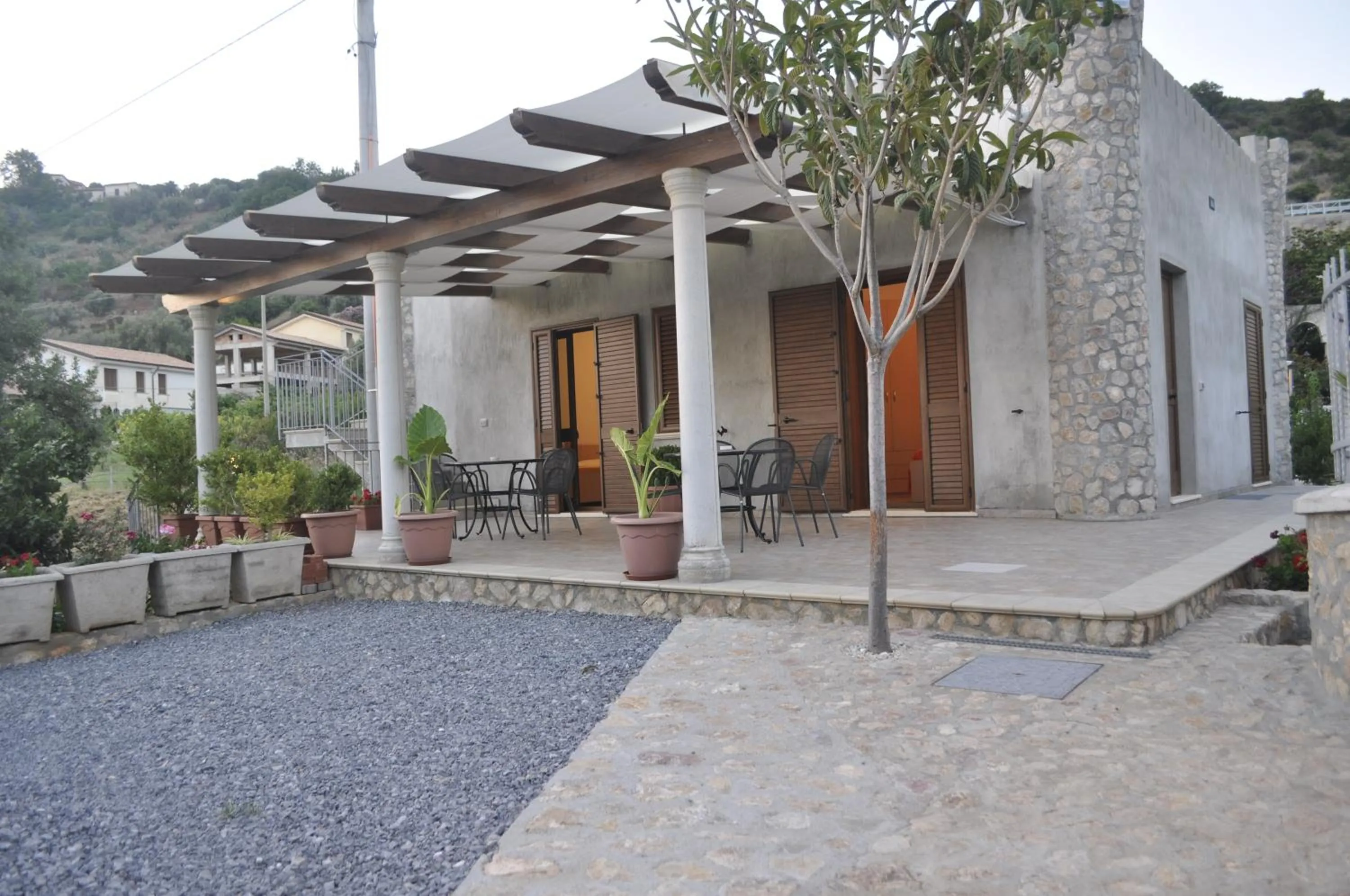 Facade/entrance in Santa Maria