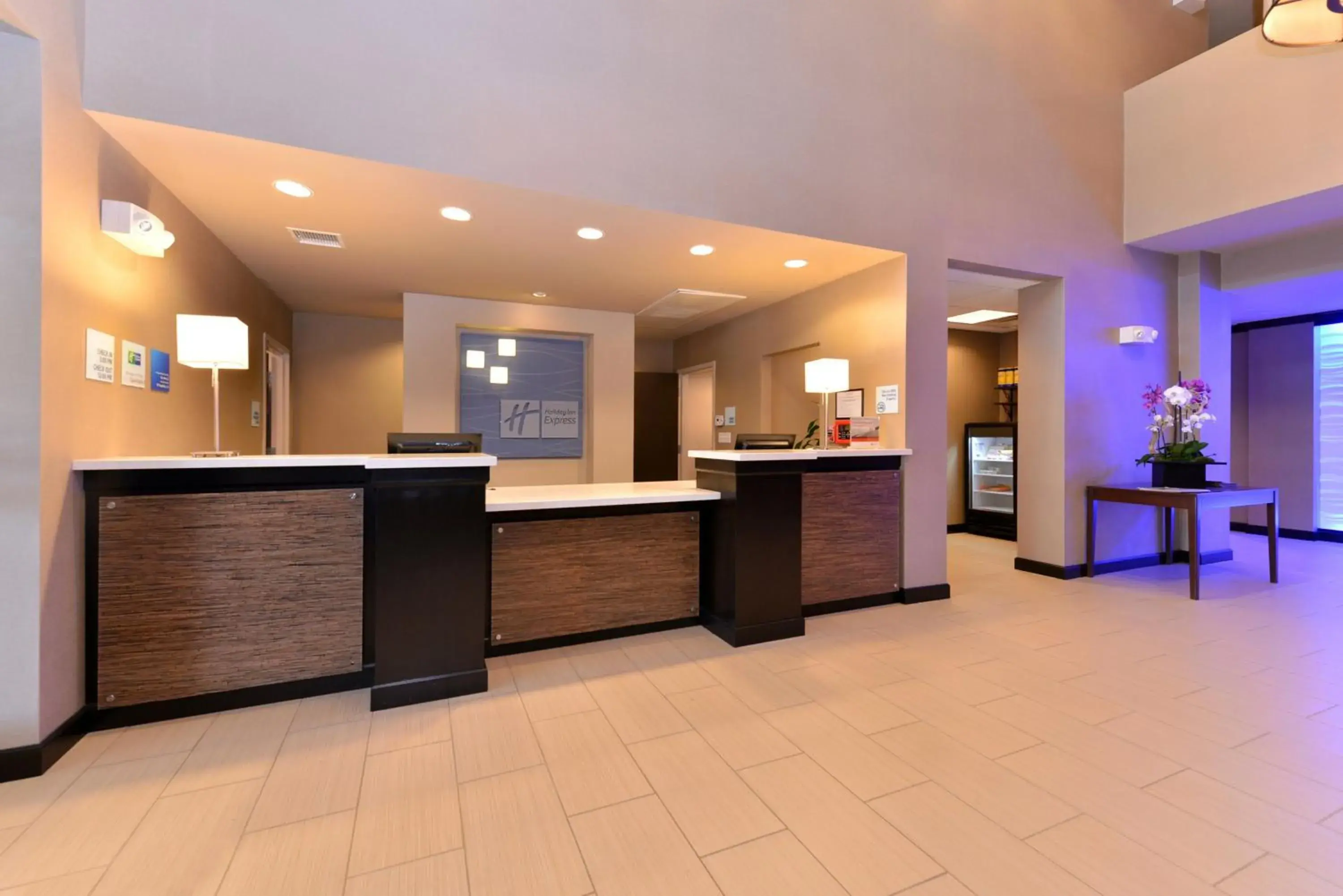 Property building in Holiday Inn Express & Suites Indio - Coachella Valley by IHG Property building in Holiday Inn Express & Suites Indio - Coachella Valley by IHG