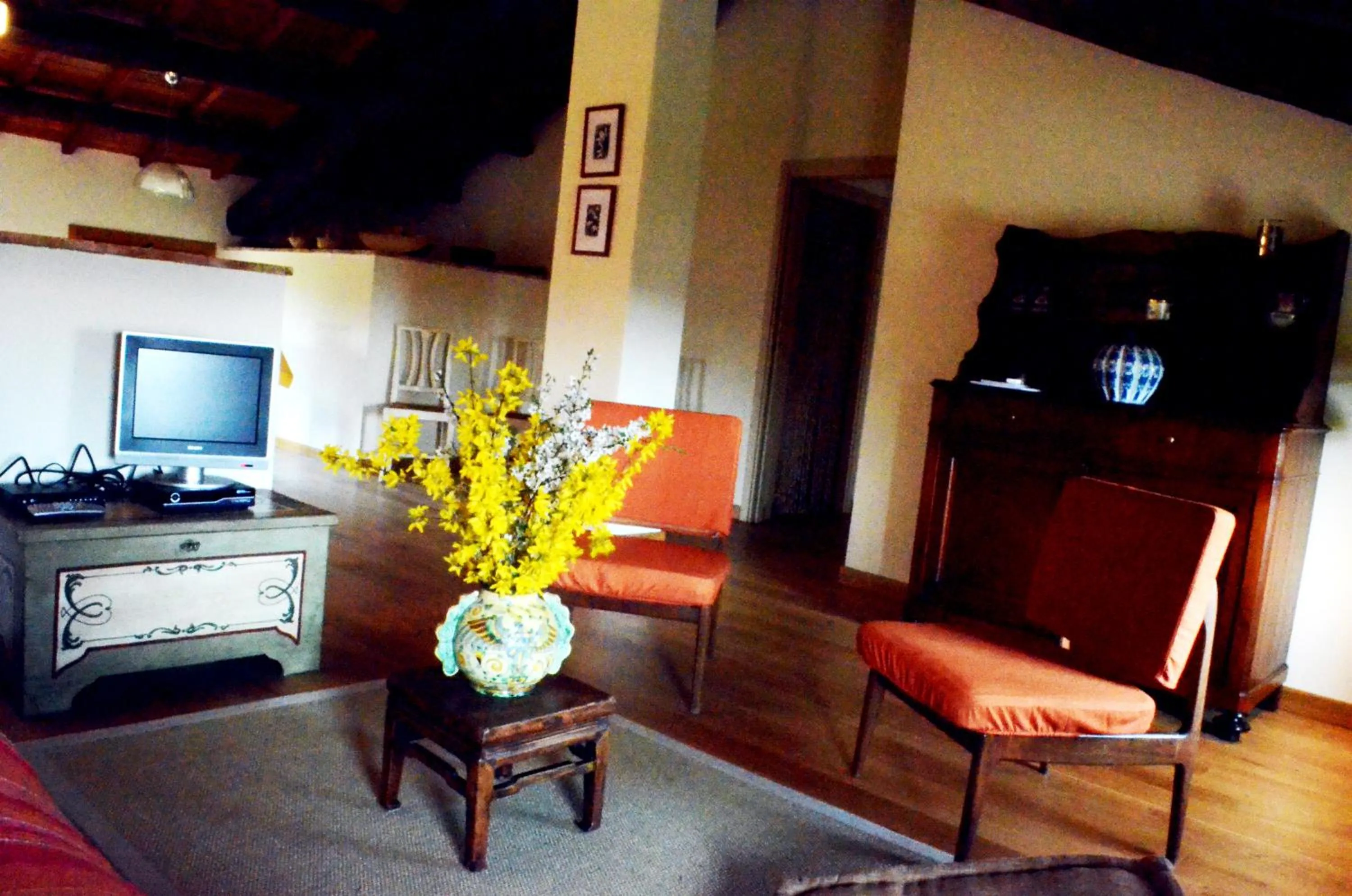 Dining area in agriturismo Cà Roer