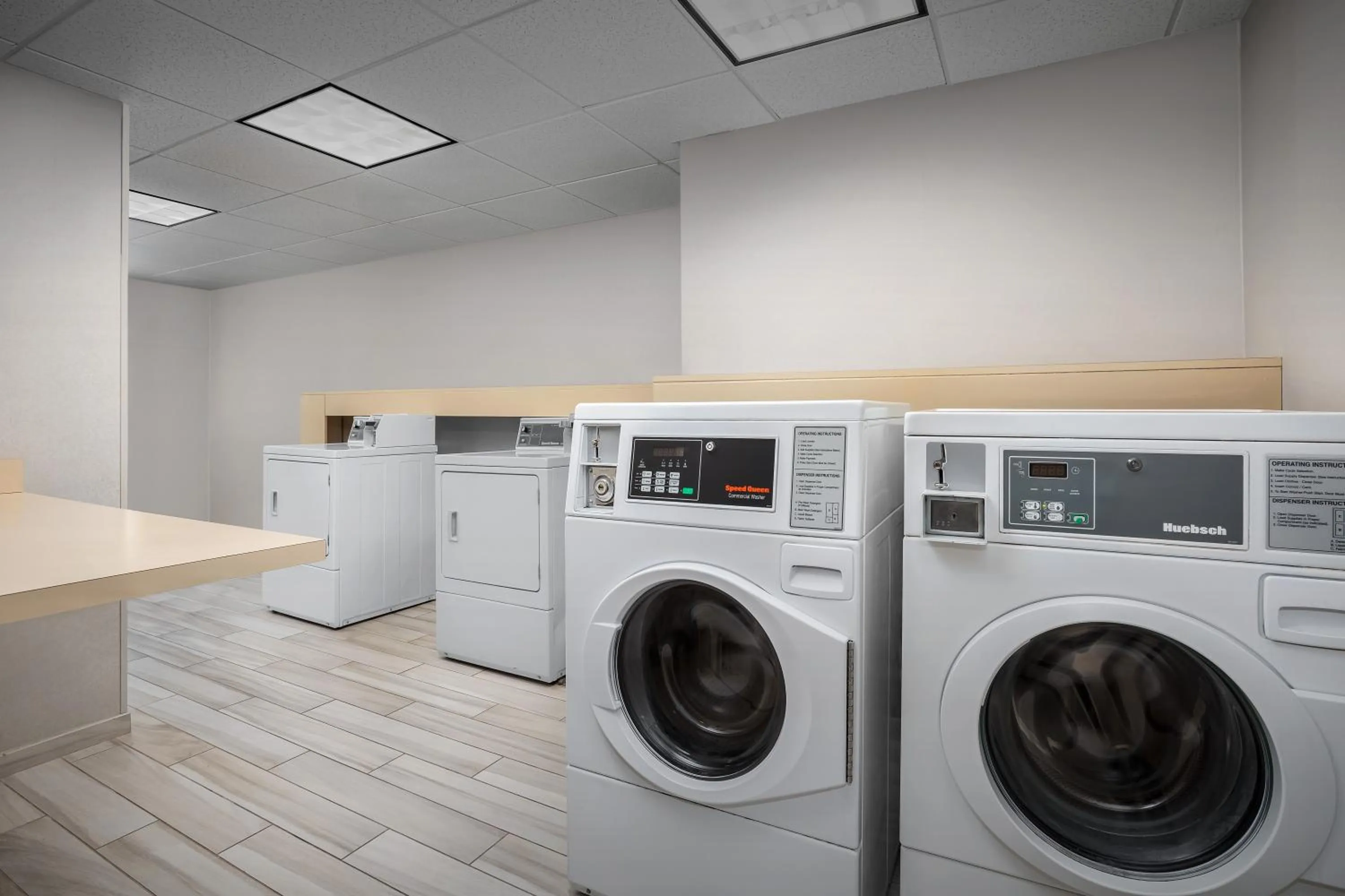 washing machine in Homewood Suites by Hilton Cleveland-Solon