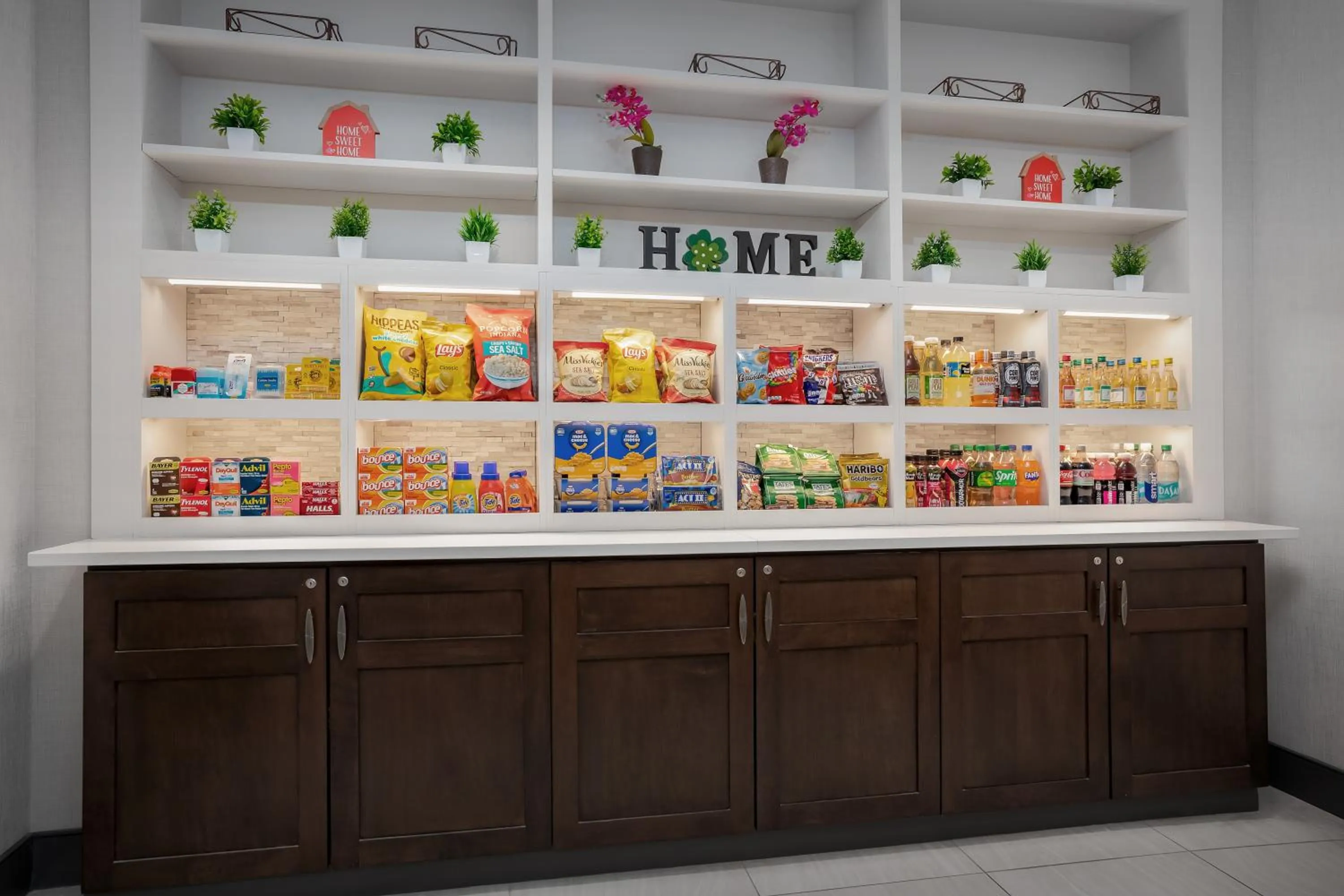 Food and drinks in Homewood Suites by Hilton Cleveland-Solon