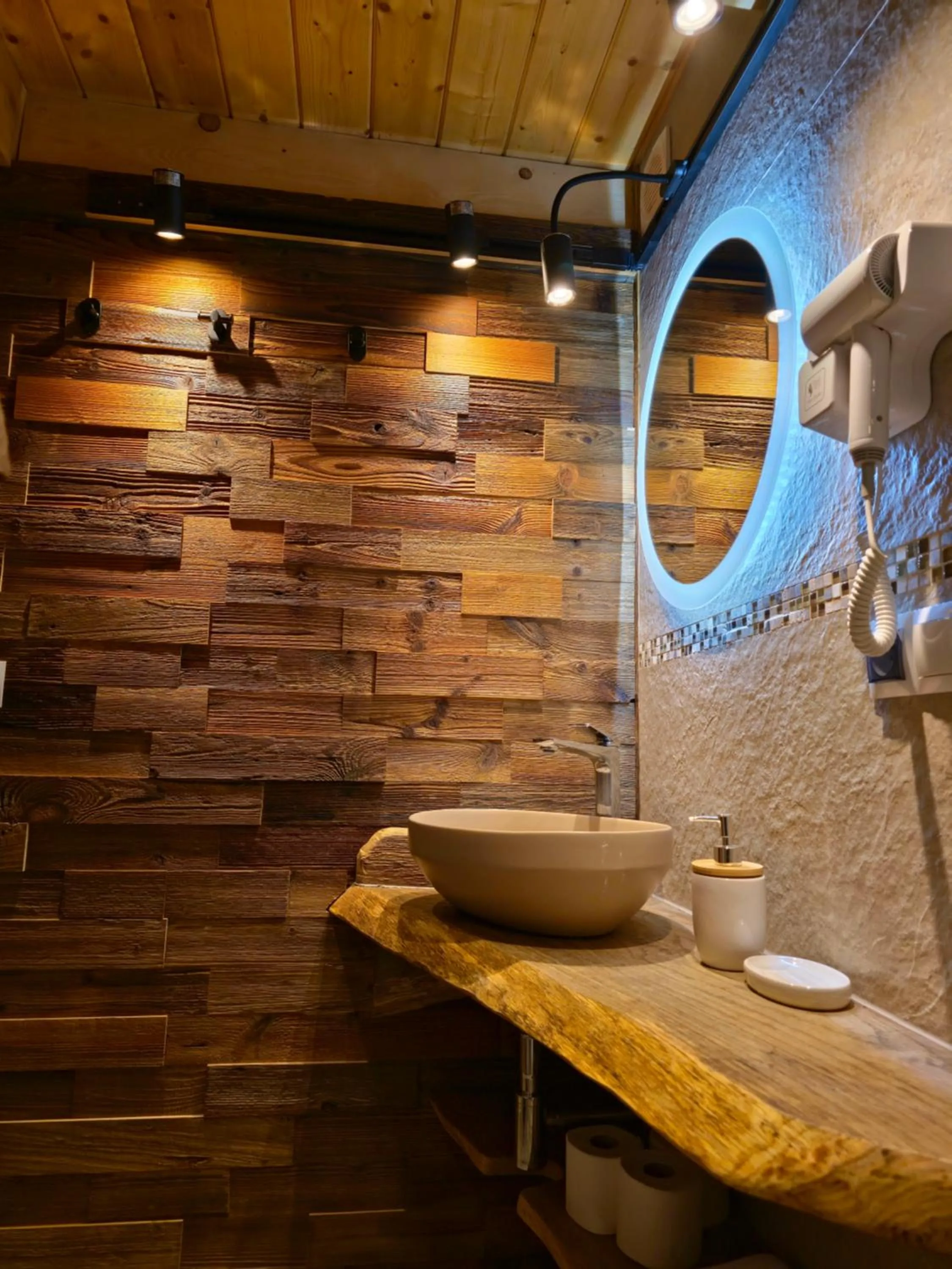 Bathroom in Chata w Rabce - Bajkowa Osada