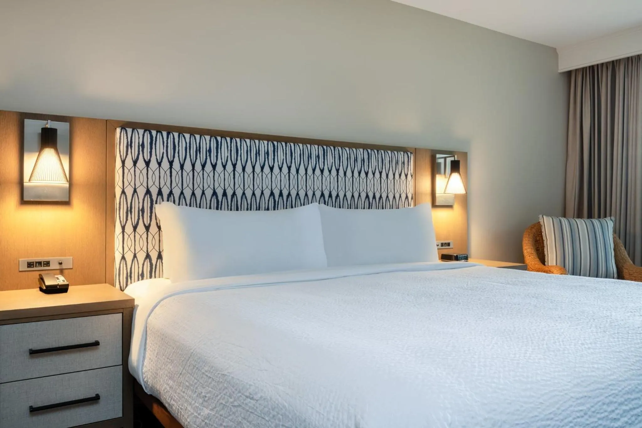 Photo of the whole room, Bed in Holiday Inn Bar Harbor Regency Hotel by IHG