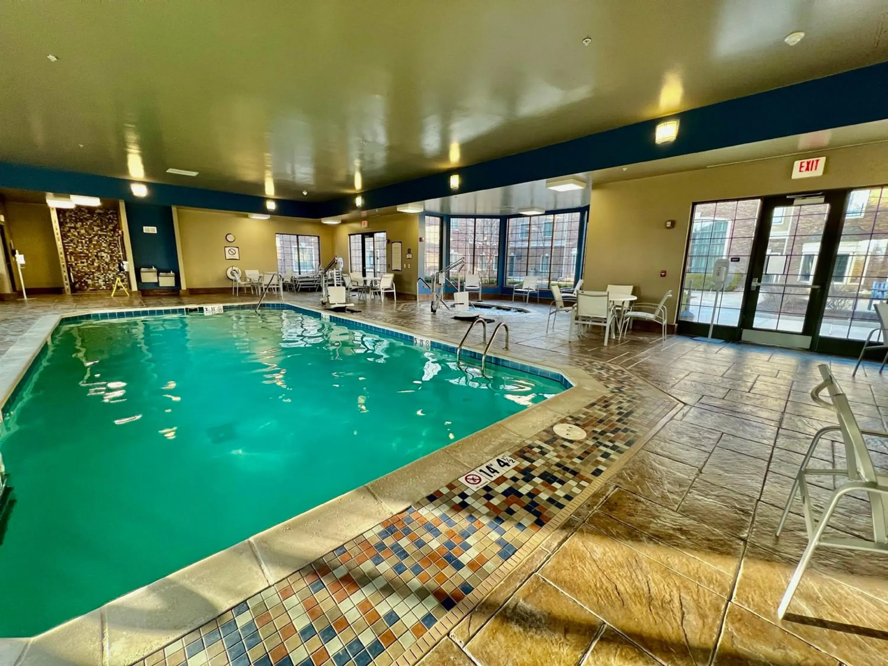 Swimming pool in Staybridge Suites Detroit-Novi by IHG Swimming pool in Staybridge Suites Detroit-Novi by IHG