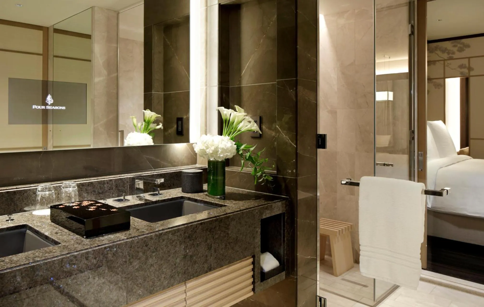 Bathroom in Four Seasons Hotel Kyoto