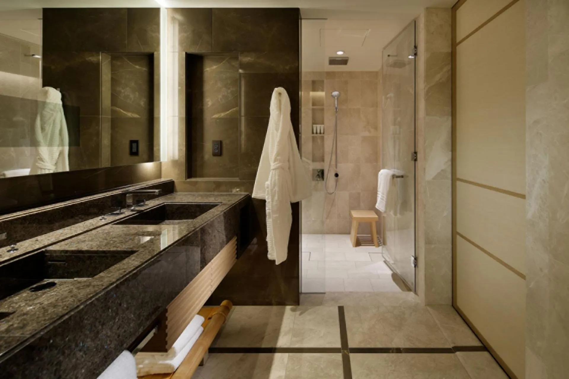 Bathroom in Four Seasons Hotel Kyoto