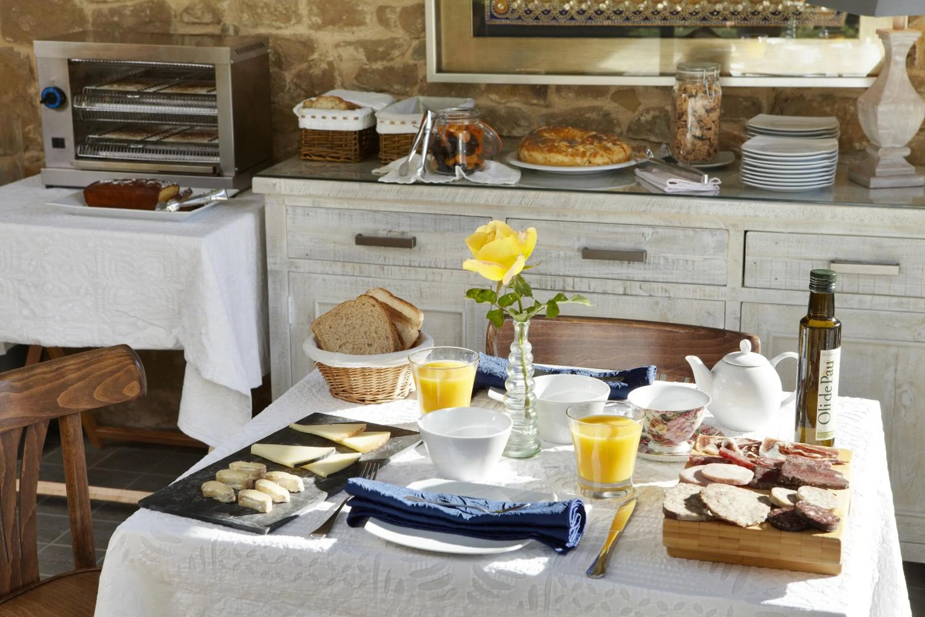 Restaurant/places to eat in El Racó de Madremanya - Adults only