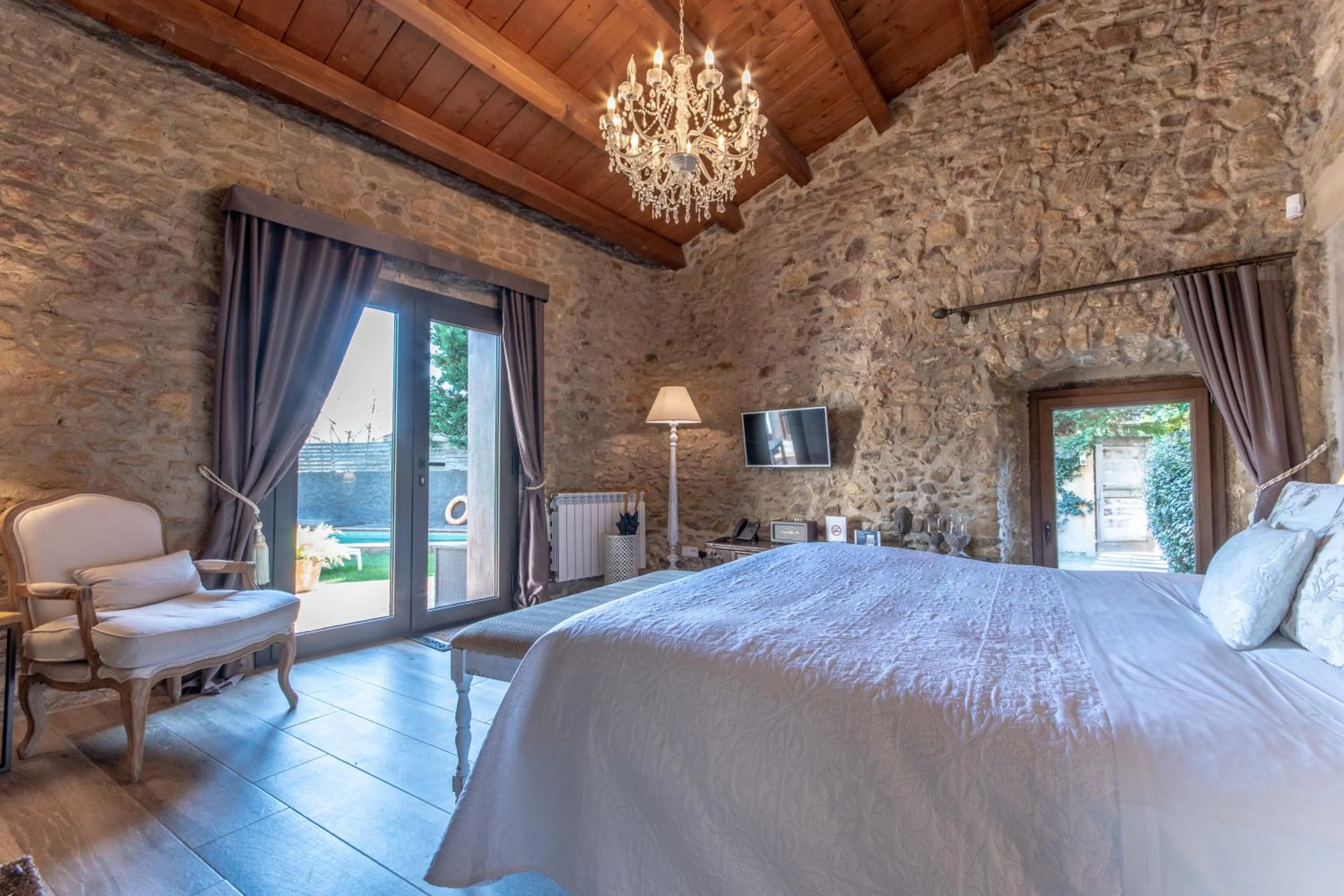 Bed in El Racó de Madremanya - Adults only