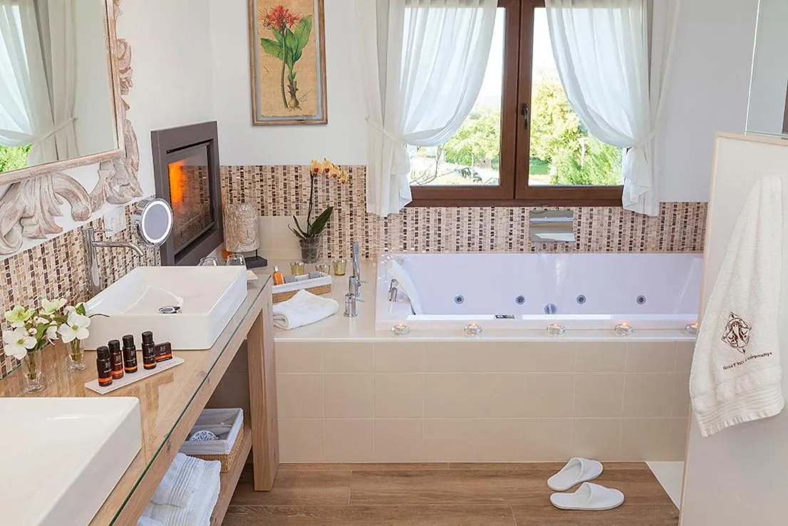 El Racó de Madremanya - Adults only