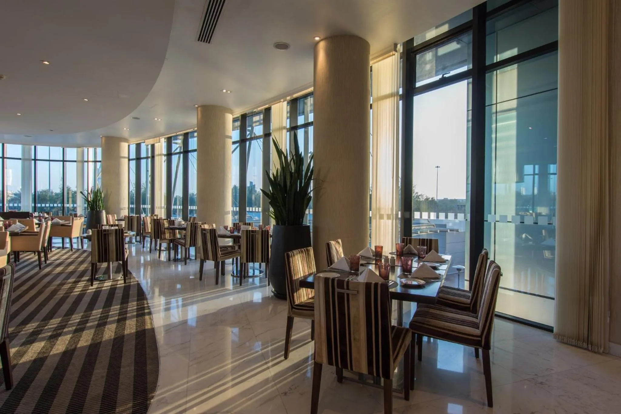 Restaurant/places to eat in Holiday Inn Abu Dhabi by IHG