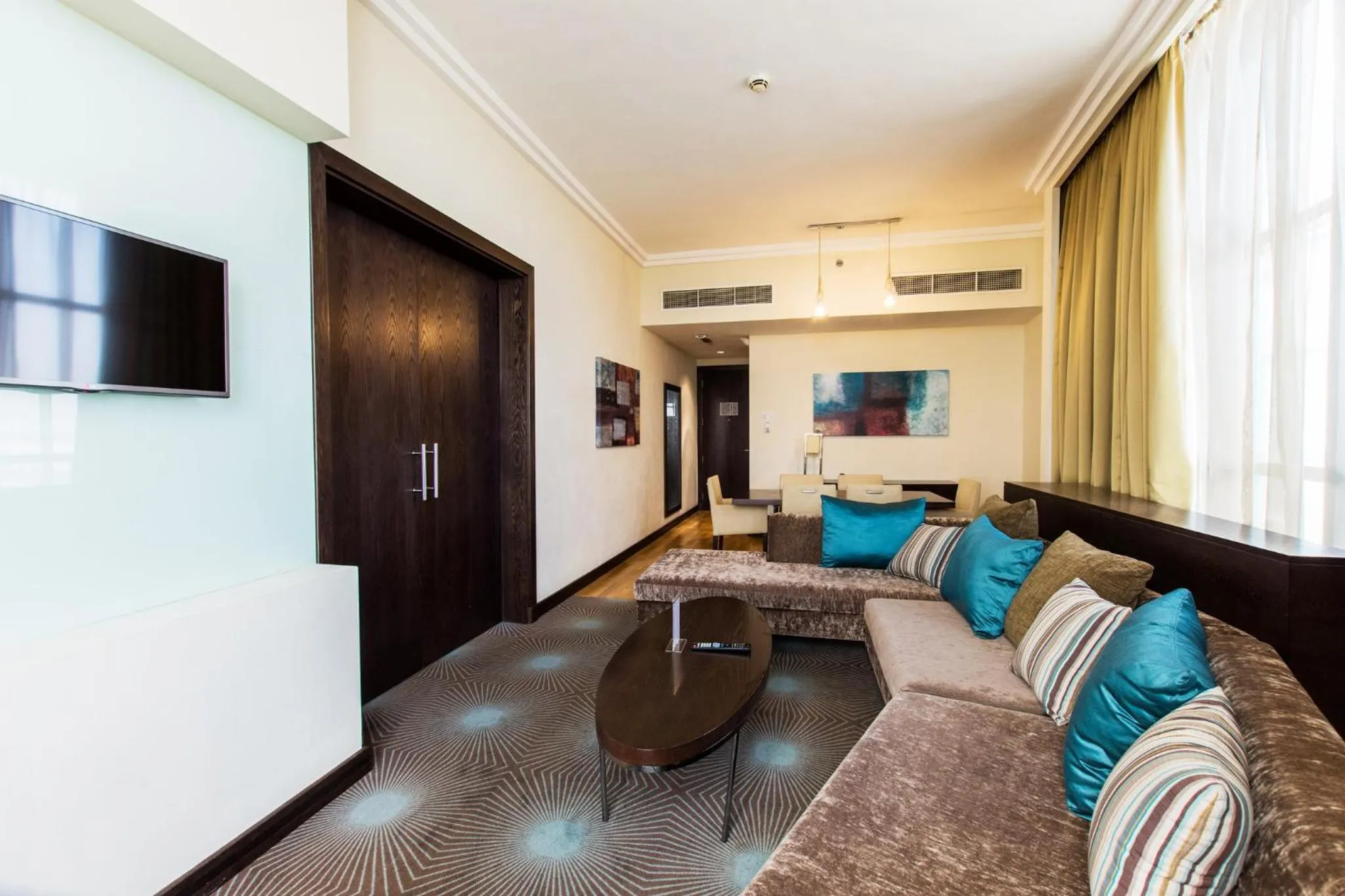 Photo of the whole room in Holiday Inn Abu Dhabi by IHG