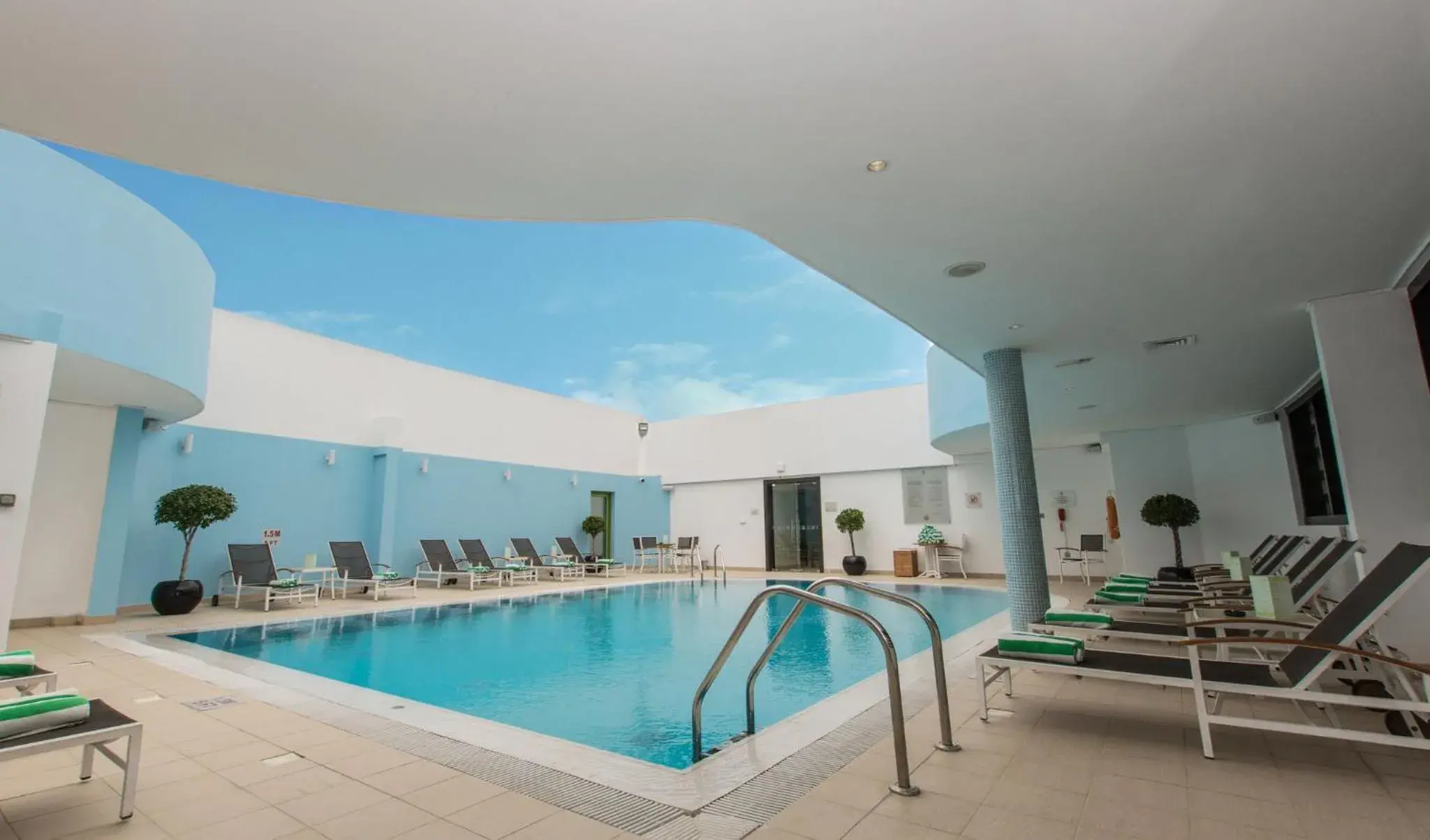 Swimming pool in Holiday Inn Abu Dhabi by IHG Swimming pool in Holiday Inn Abu Dhabi by IHG