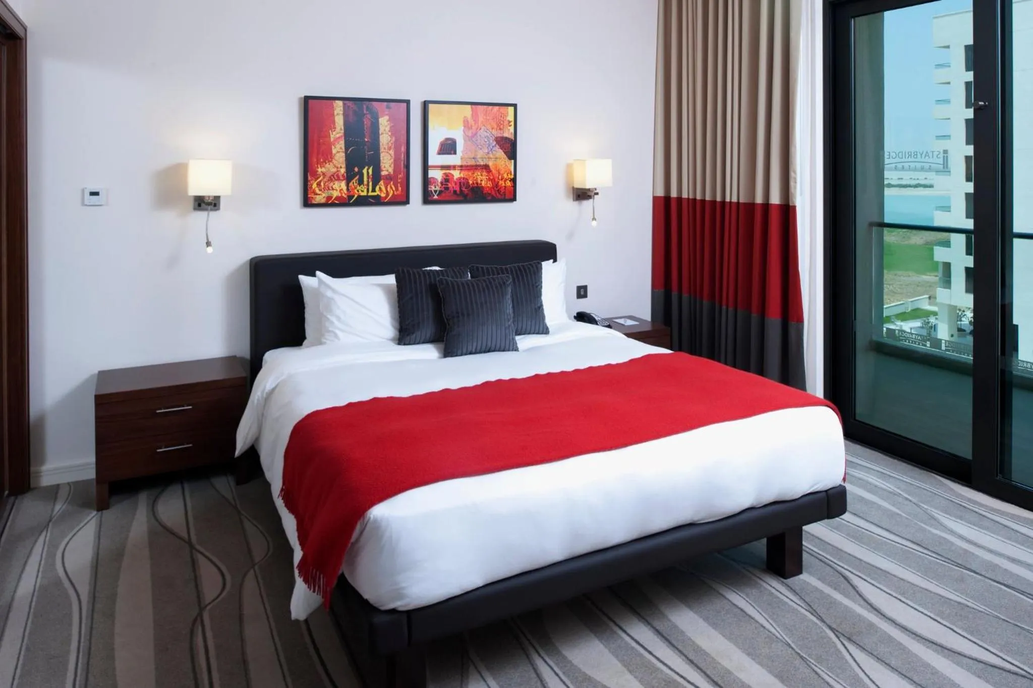 Bedroom, Bed in Staybridge Suites Yas Island Abu Dhabi by IHG