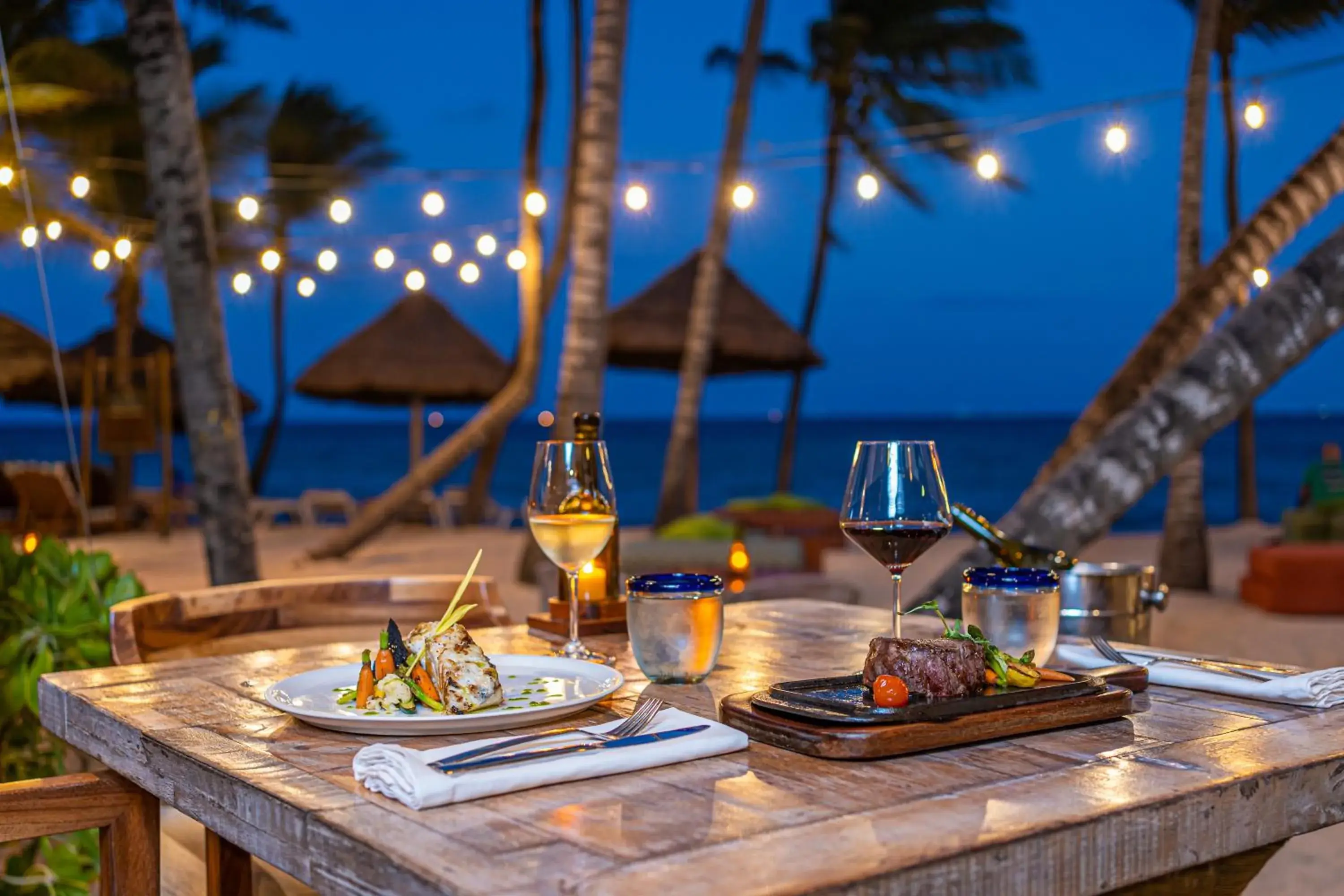 Restaurant/places to eat in Mahekal Beach Front Resort & Spa Restaurant/places to eat in Mahekal Beach Front Resort & Spa