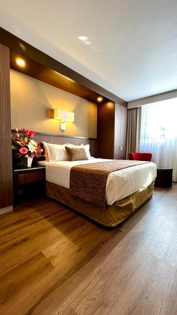 Bed in Hotel Metropol