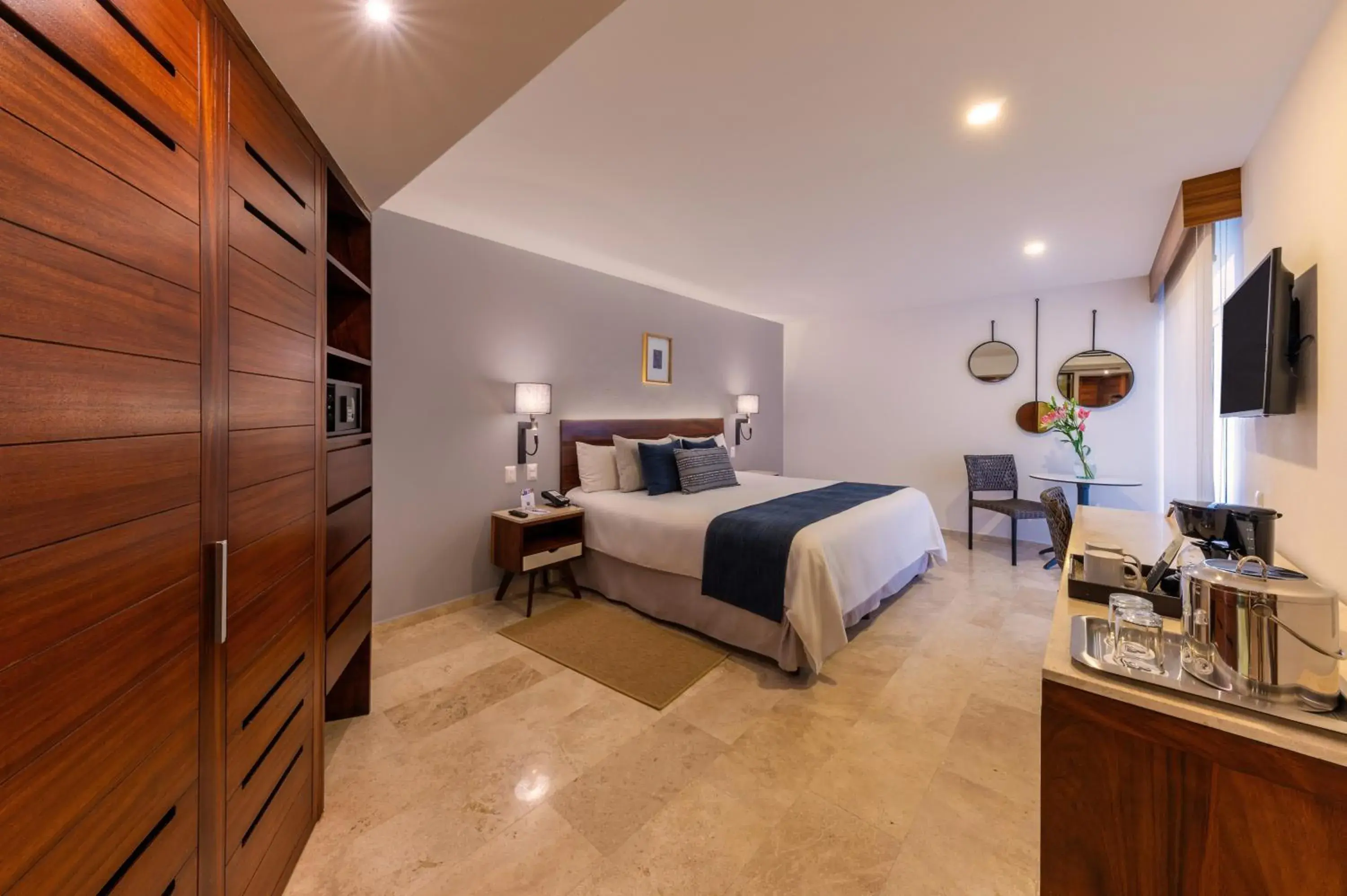 Deluxe King Room - single occupancy in Buenaventura Grand Hotel & Great Moments - All Inclusive Deluxe King Room - single occupancy in Buenaventura Grand Hotel & Great Moments - All Inclusive