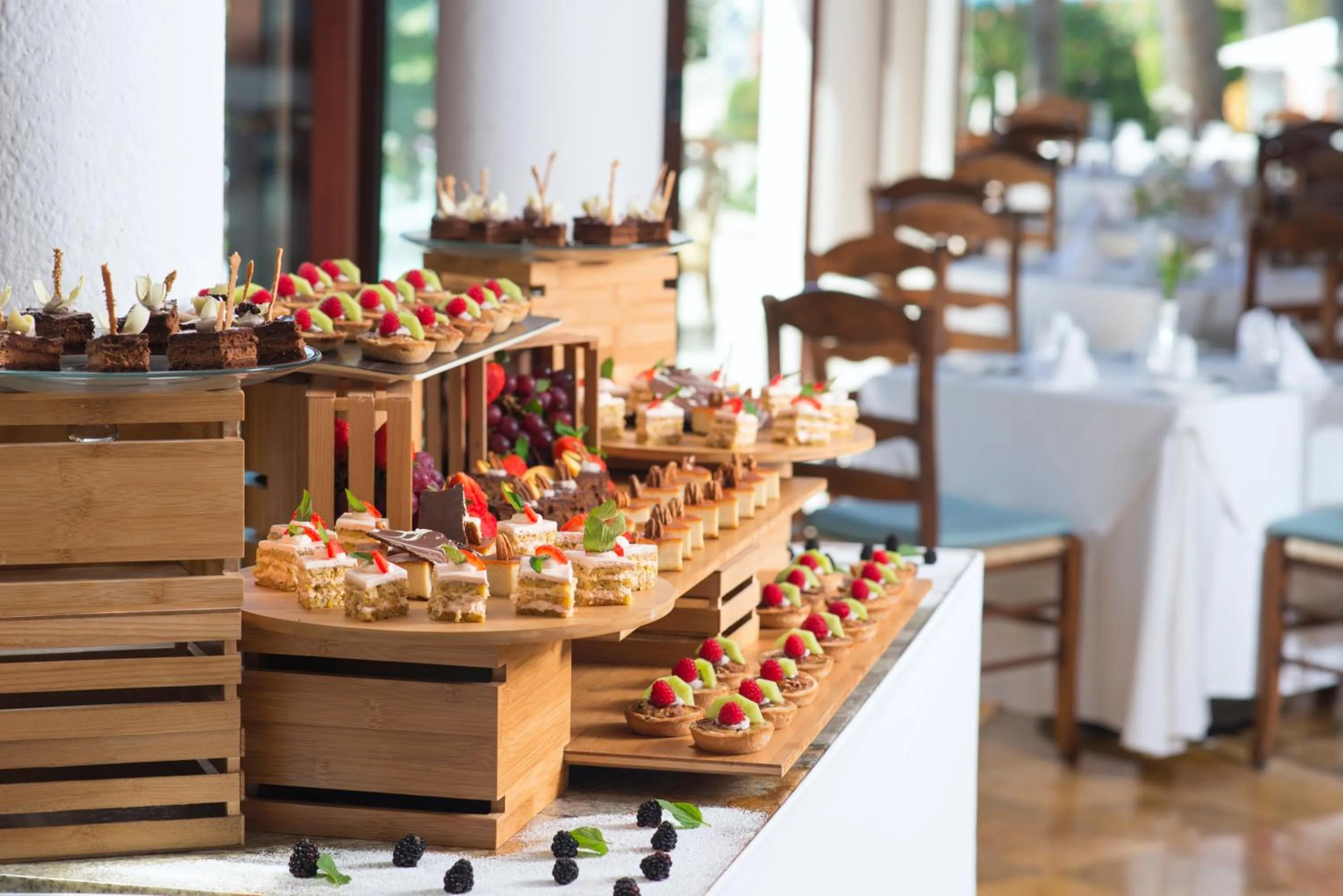 Restaurant/places to eat in Buenaventura Grand Hotel & Great Moments - All Inclusive