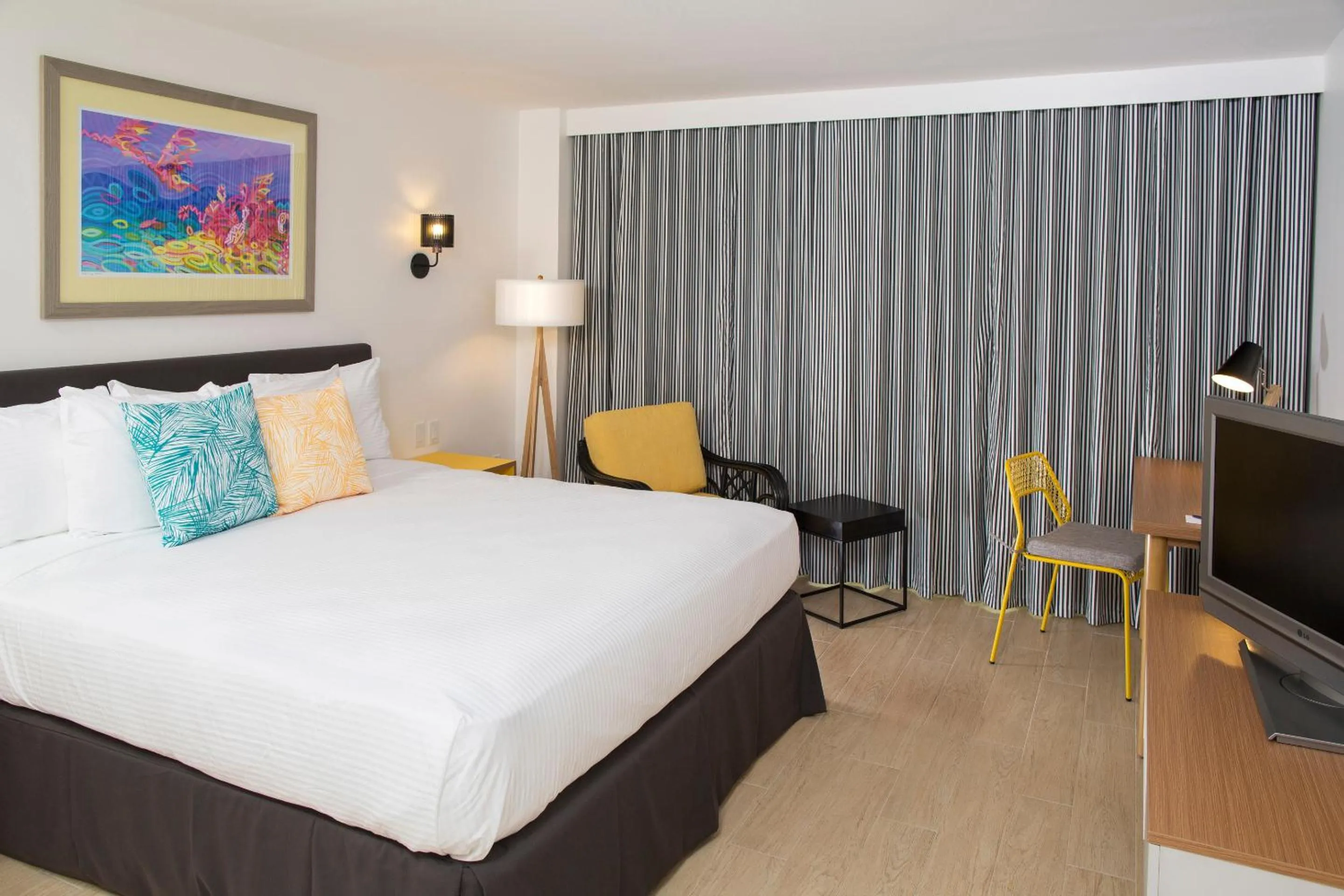 Photo of the whole room, Bed in Warwick Paradise Island Bahamas - All Inclusive - Adults Only