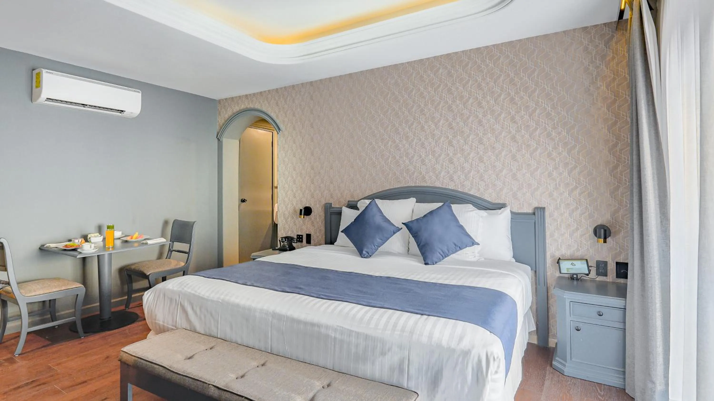 Bed in Hive Nápoles by G Hotels