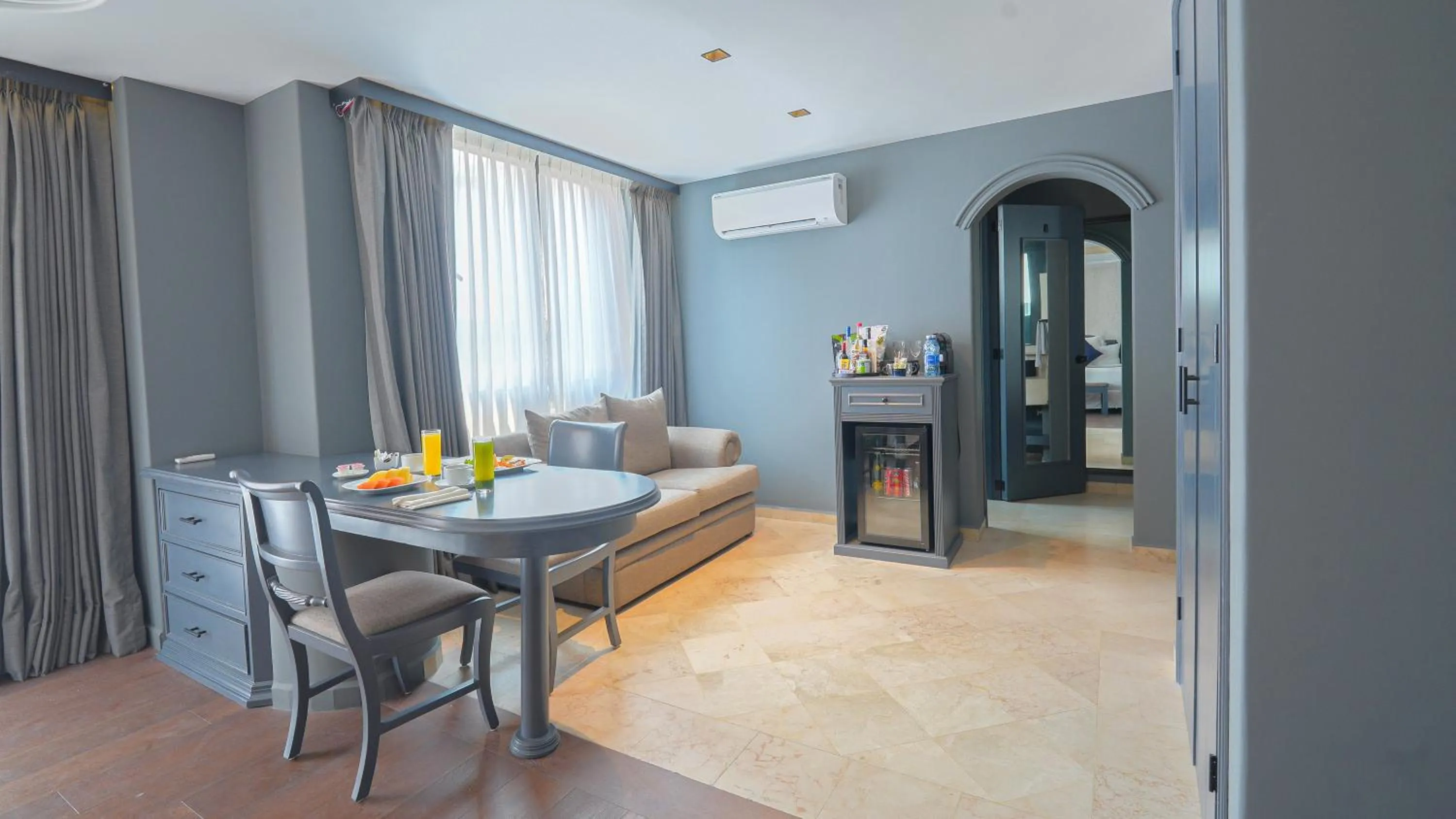 Coffee/tea facilities in Hive Nápoles by G Hotels