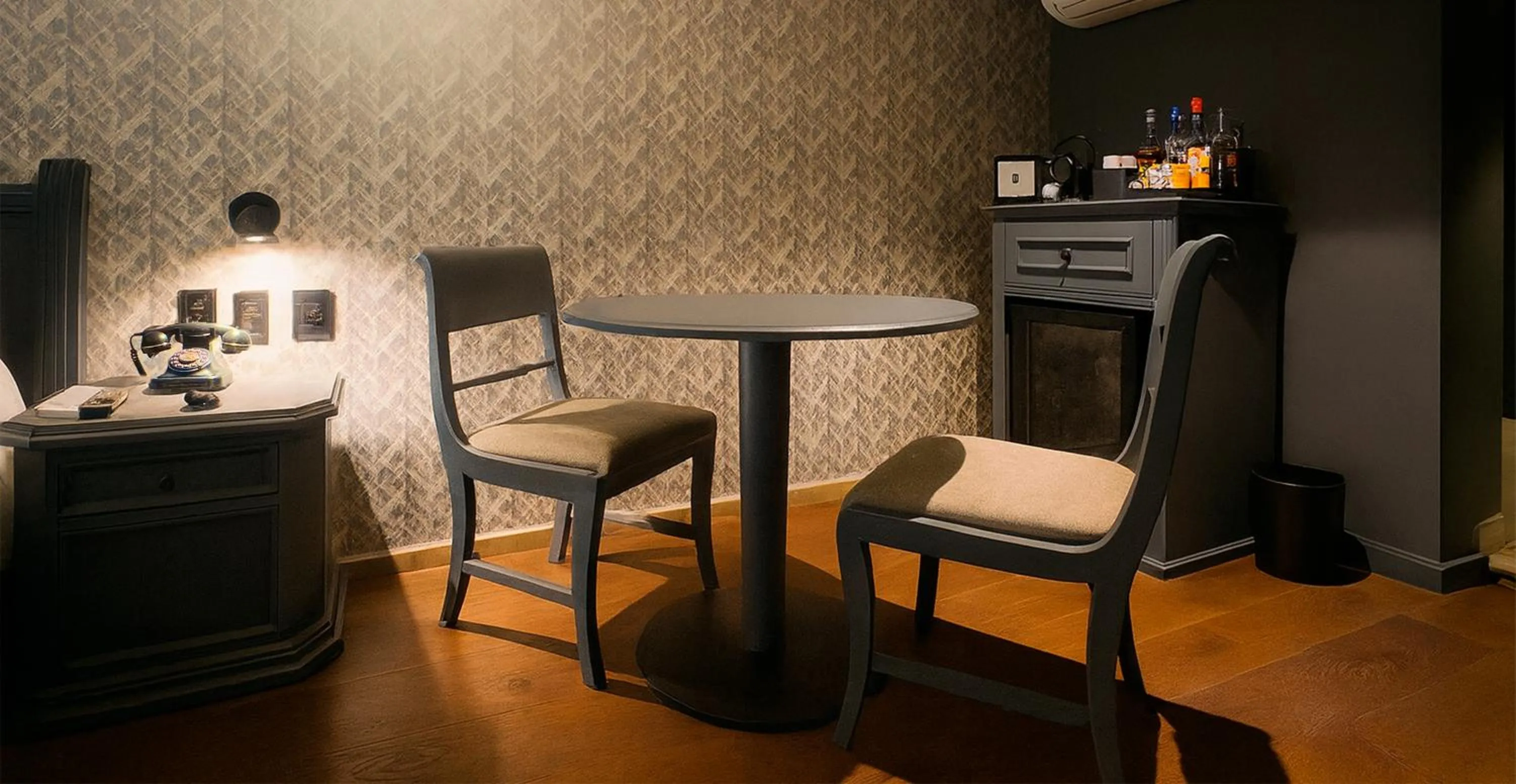 Seating area, Bed in Hive Nápoles by G Hotels