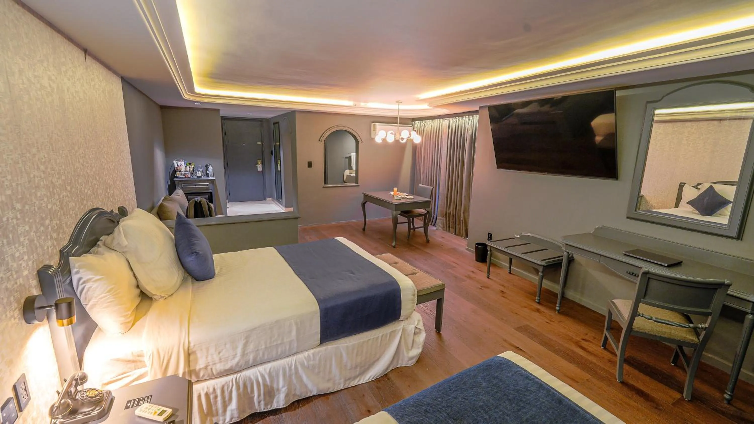 TV and multimedia, Bed in Hive Nápoles by G Hotels