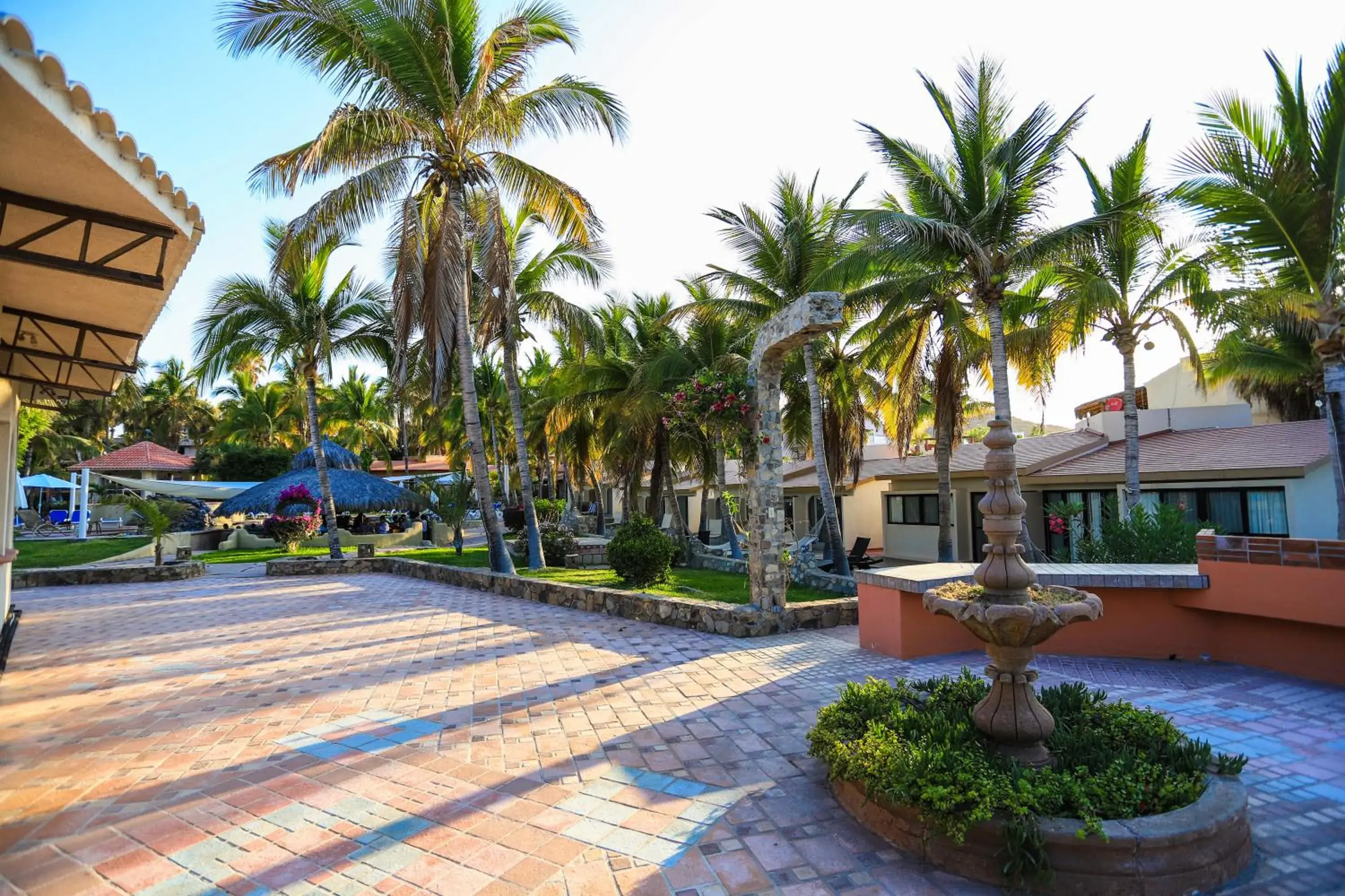 Property building in Buena Vista Oceanfront & Hot Springs Resort Property building in Buena Vista Oceanfront & Hot Springs Resort