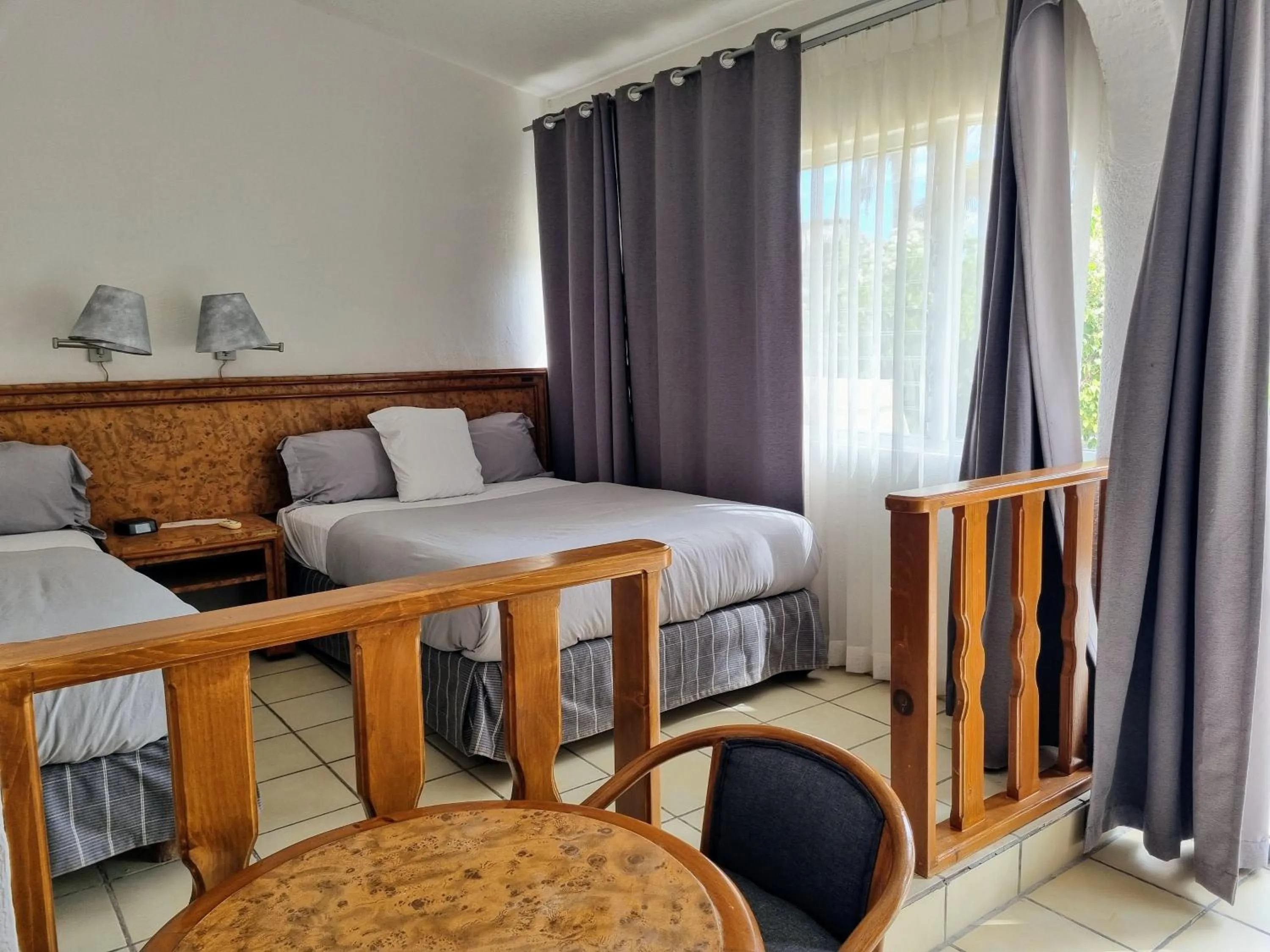 Bed in Buena Vista Oceanfront & Hot Springs Resort