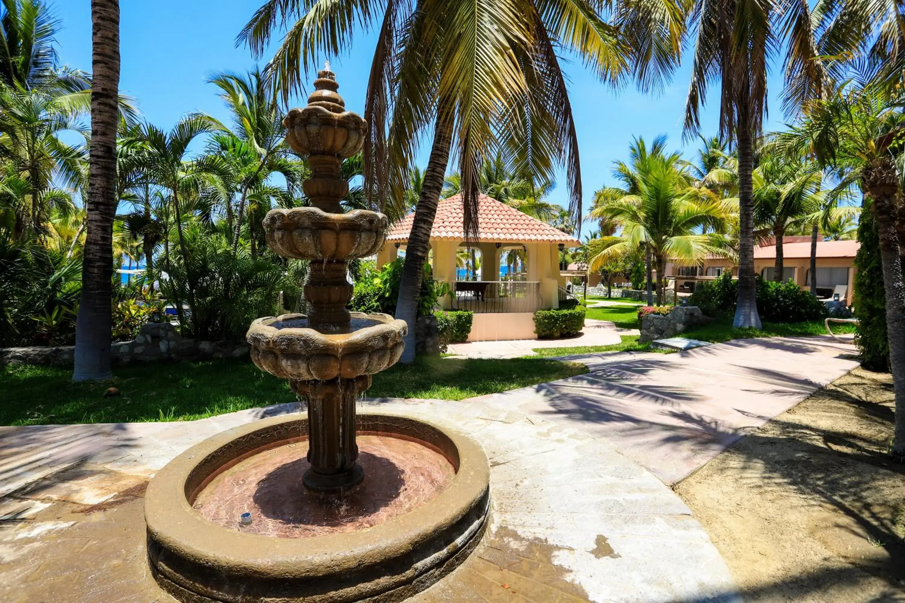 Property building in Buena Vista Oceanfront & Hot Springs Resort Property building in Buena Vista Oceanfront & Hot Springs Resort