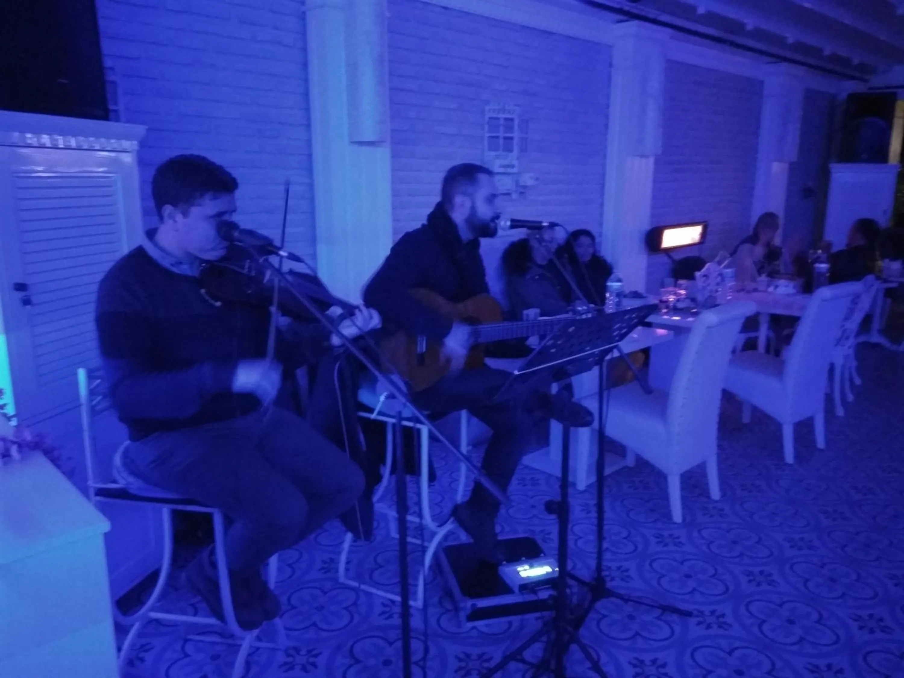 Evening entertainment in Büyükada Port Hotel