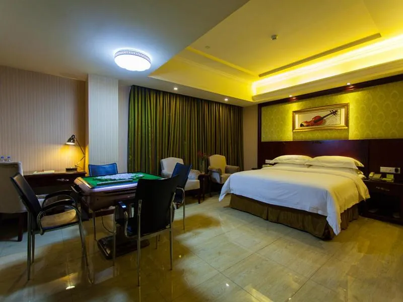 Bed in Vienna Hotel Guangzhou Jinshazhou