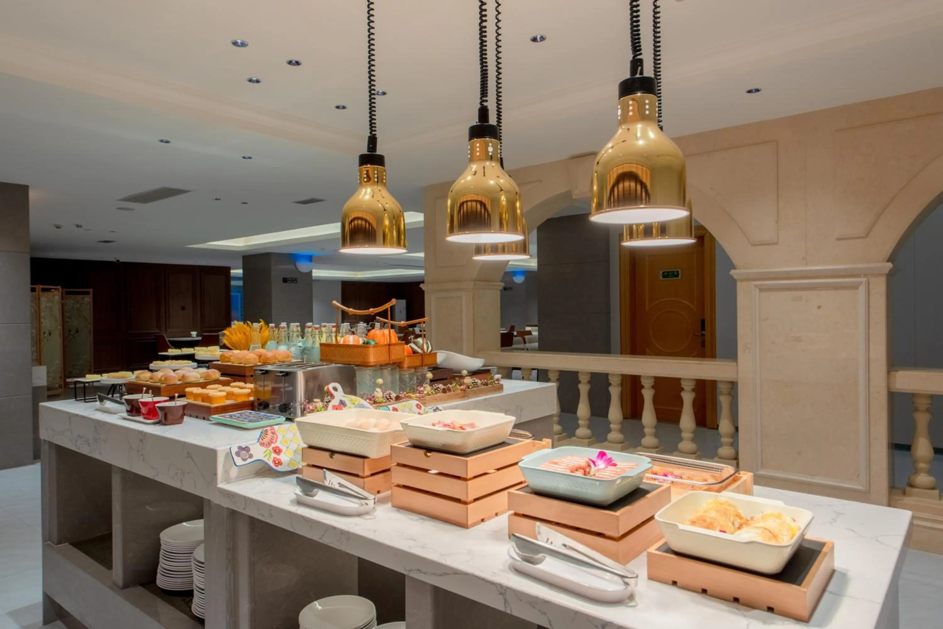 Buffet breakfast in Vienna International Hotel Guangzhou Baiyun International Conference Center