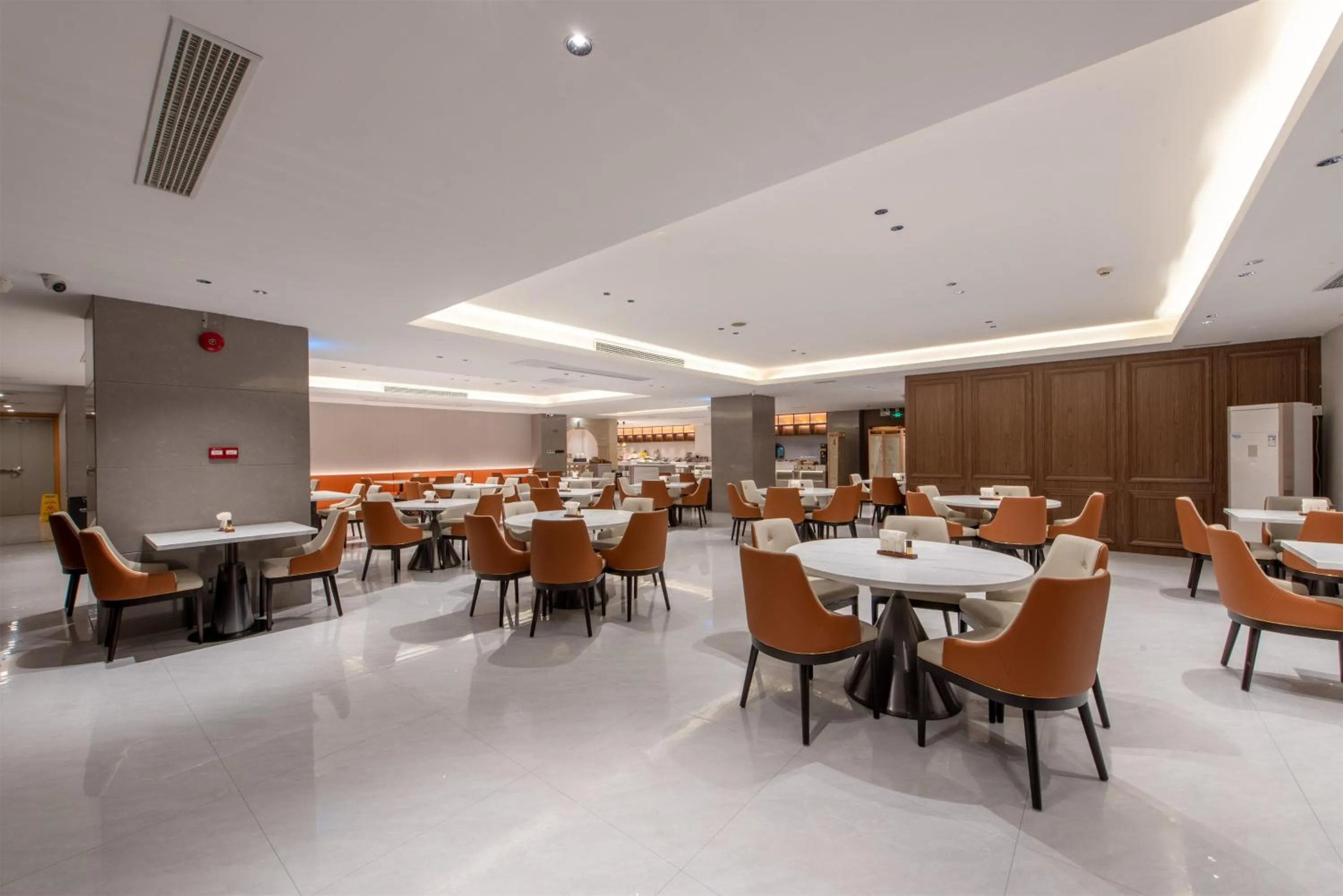 Restaurant/places to eat in Vienna International Hotel Guangzhou Baiyun International Conference Center