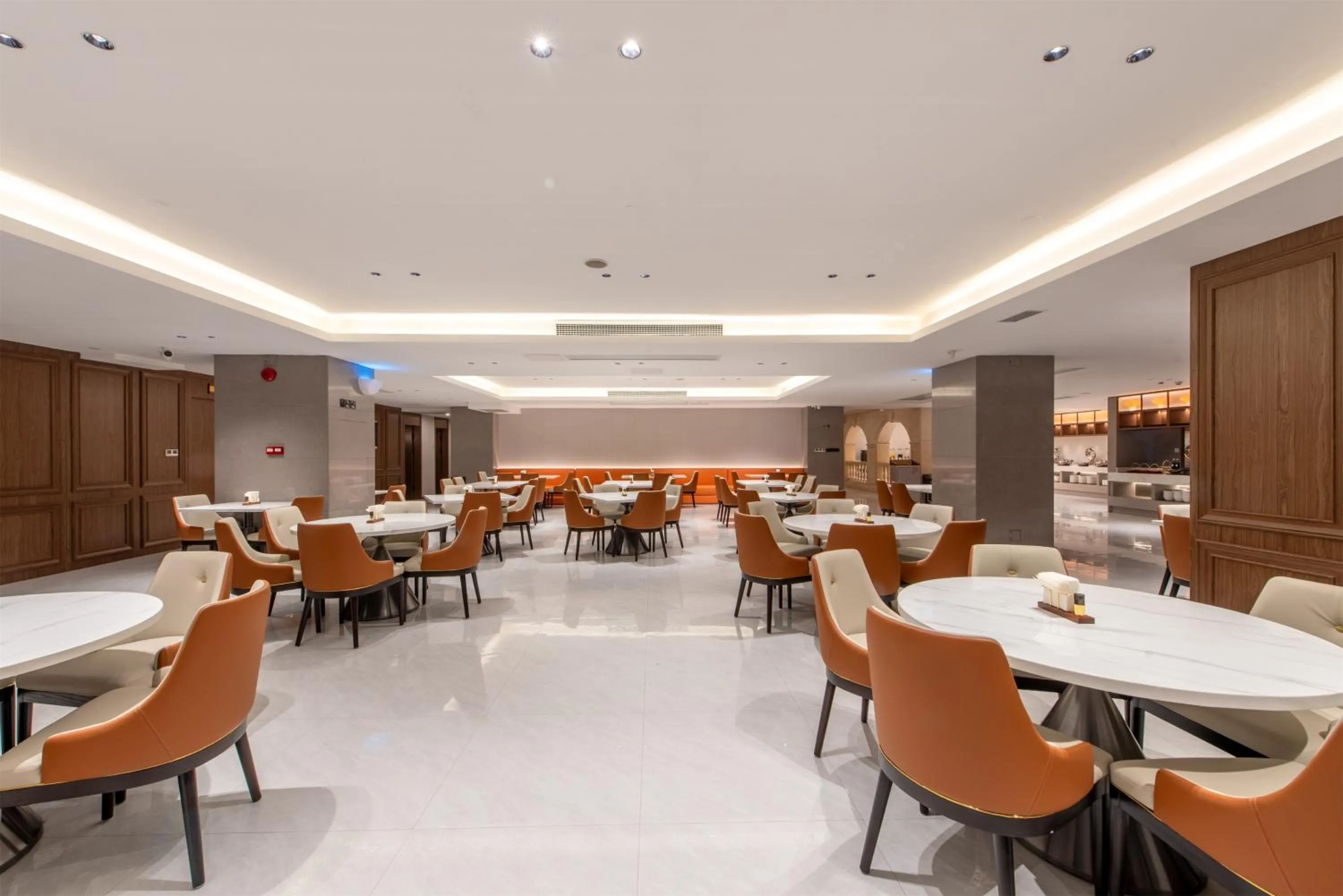 Restaurant/places to eat in Vienna International Hotel Guangzhou Baiyun International Conference Center