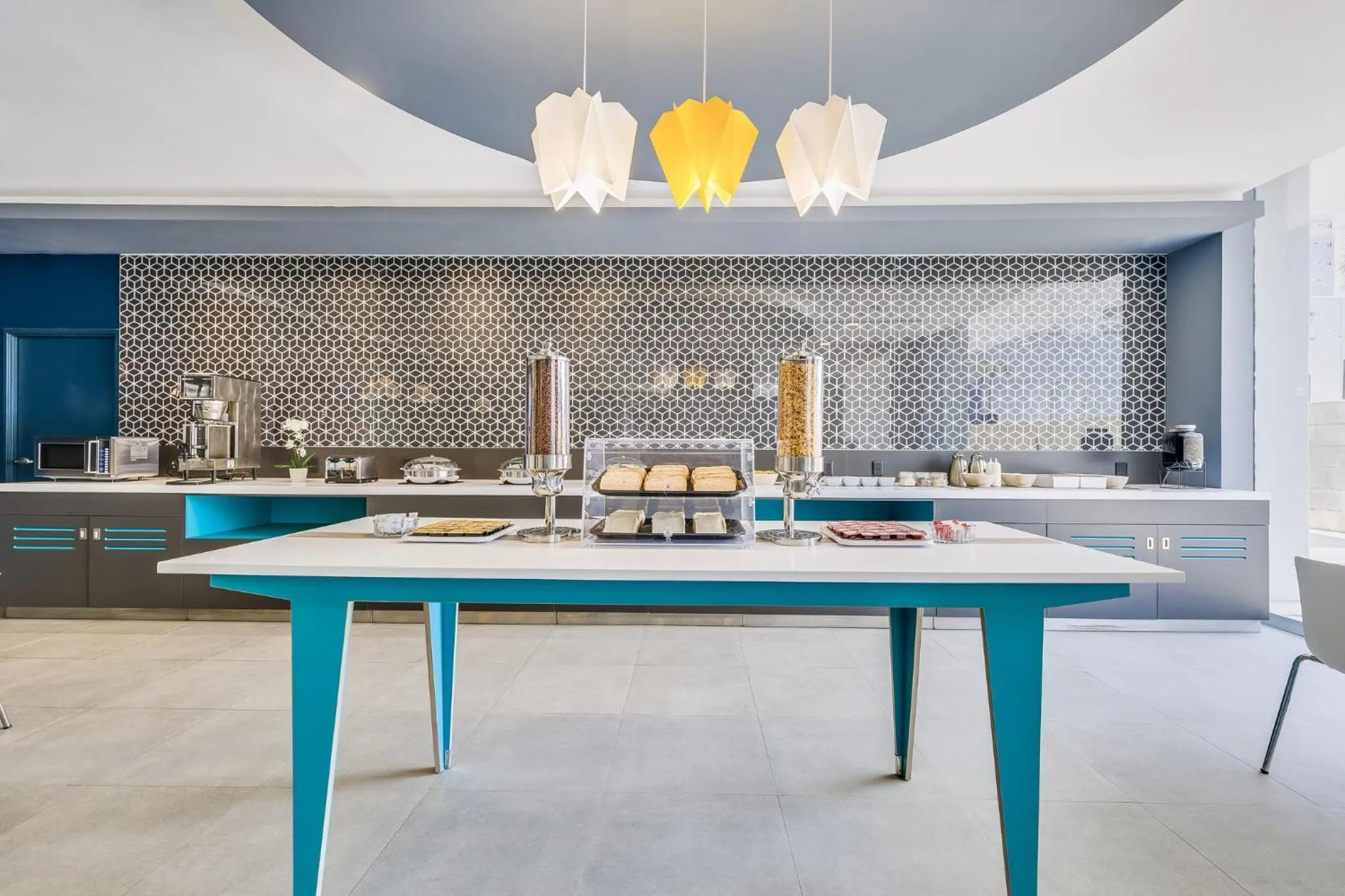 Decorative detail in One Acapulco Costera