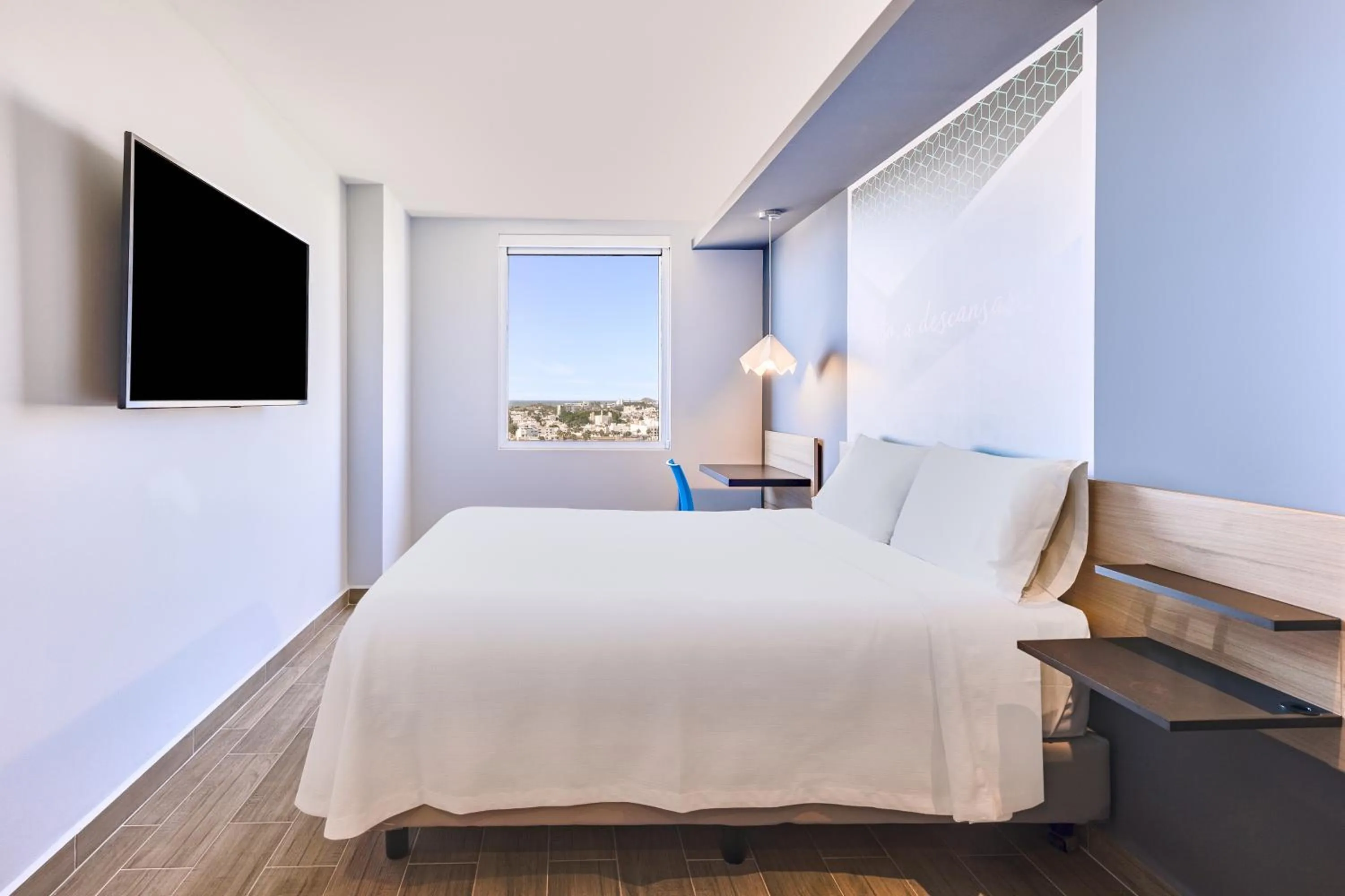 Bed in One Acapulco Costera