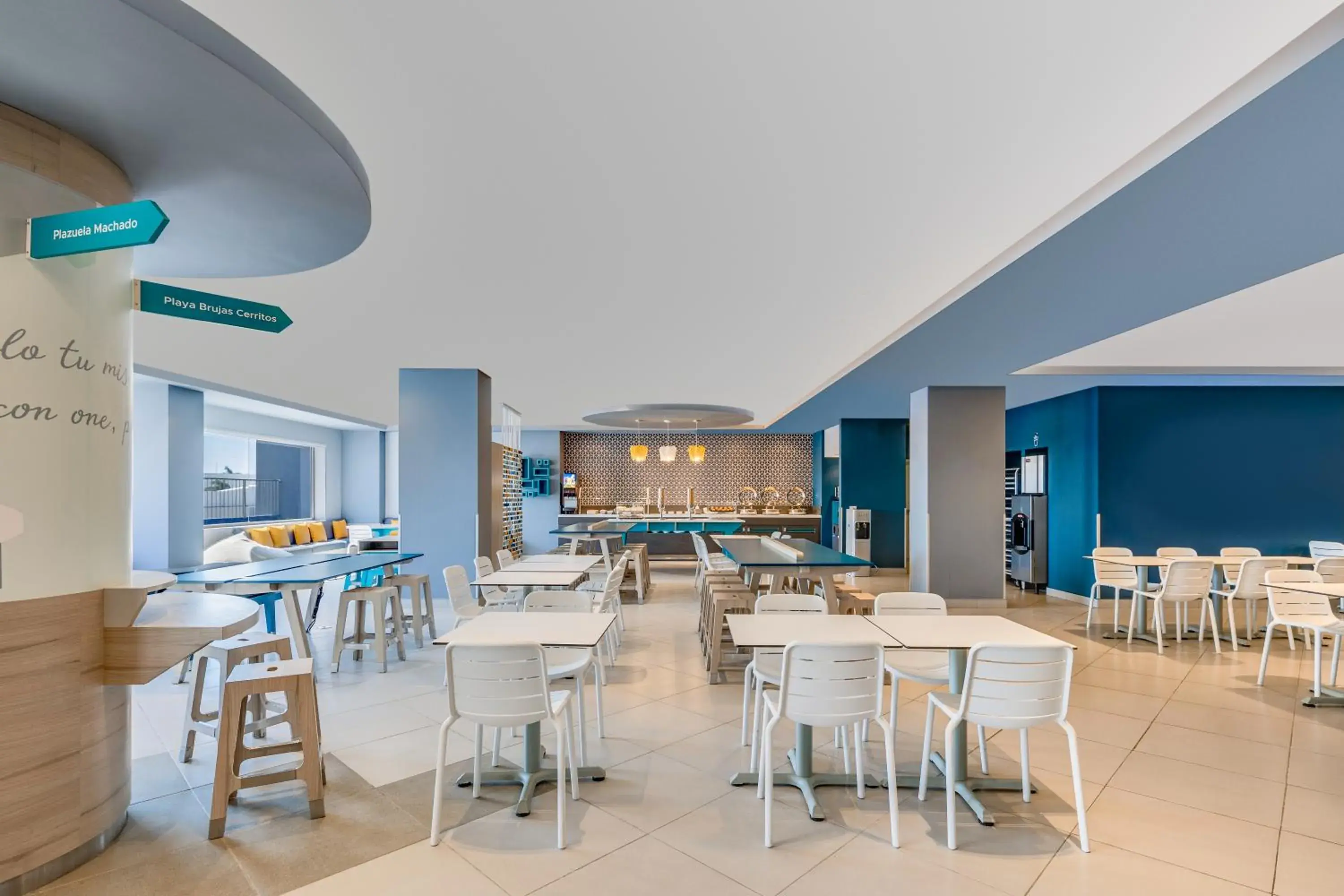 Restaurant/places to eat in One Acapulco Costera Restaurant/places to eat in One Acapulco Costera