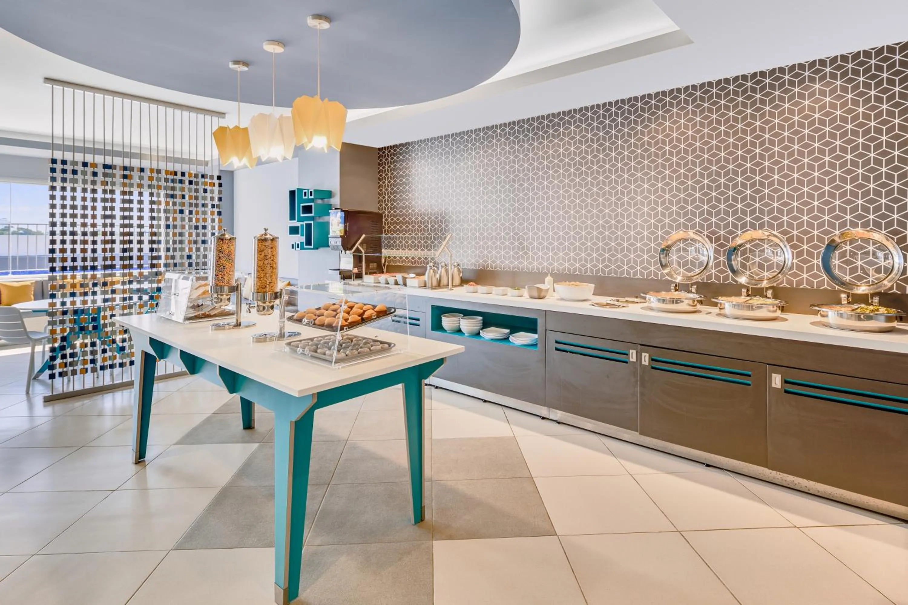 Restaurant/places to eat in One Acapulco Costera