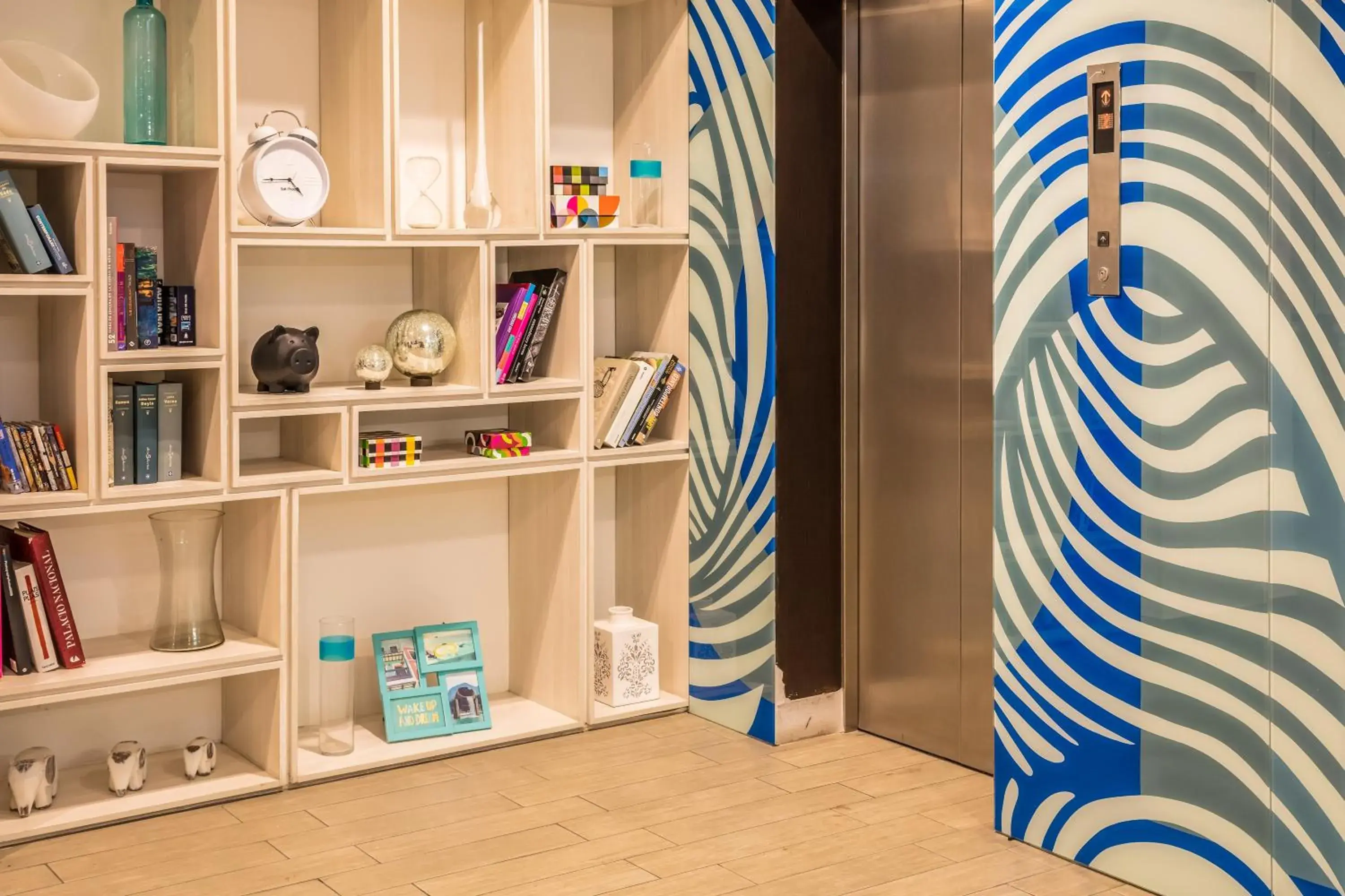 Lobby or reception in One Monterrey Aeropuerto Lobby or reception in One Monterrey Aeropuerto