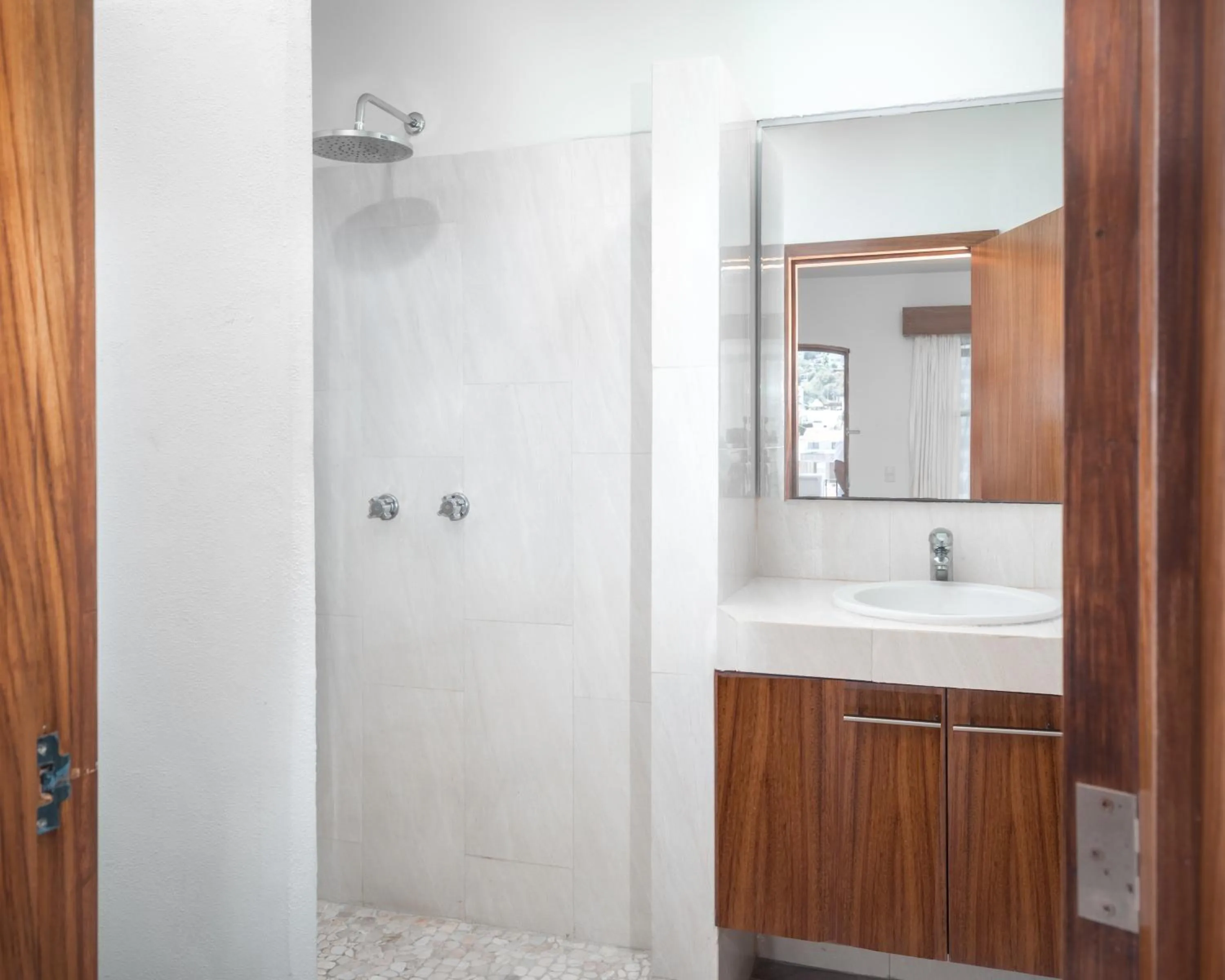 Bathroom in Hotel Eloisa