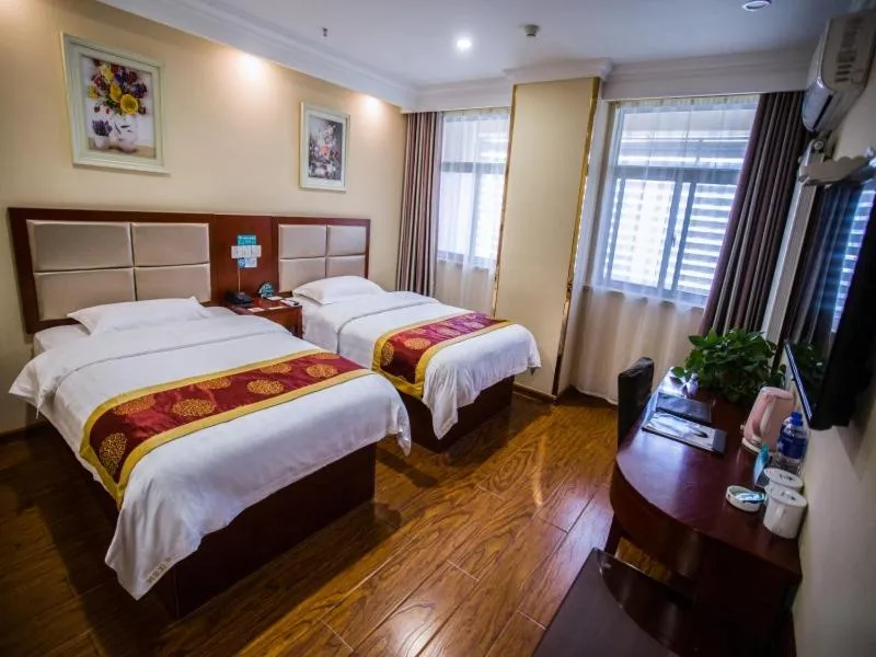 Bed in GreenTree Inn Jiangsu Huai’an Hexia Acient Town Zhou Enlai Memorial Hall Express Hotel