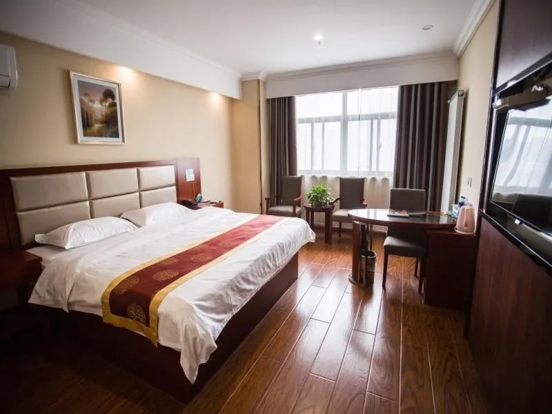Bed in GreenTree Inn Jiangsu Huai’an Hexia Acient Town Zhou Enlai Memorial Hall Express Hotel