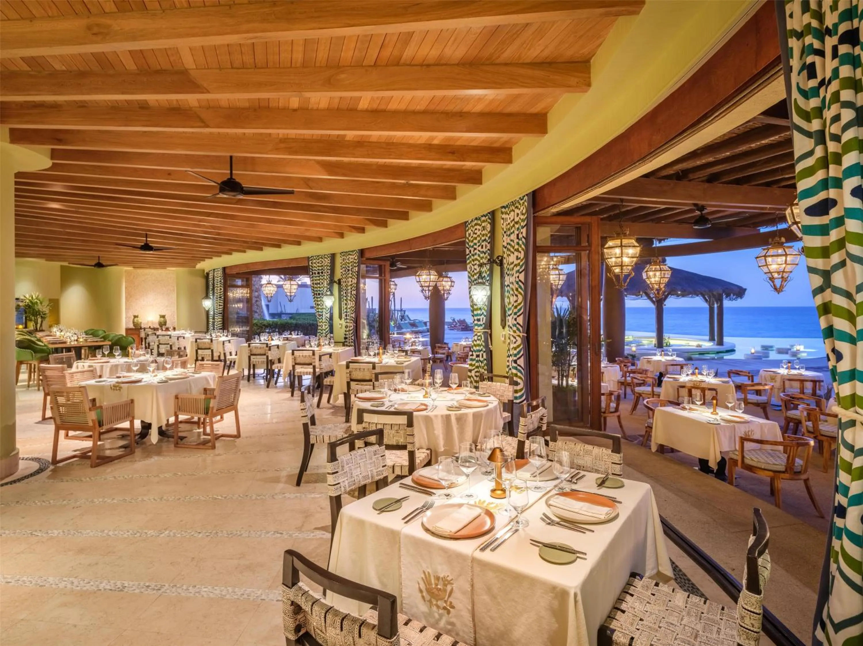 Restaurant/places to eat in Waldorf Astoria Los Cabos Pedregal