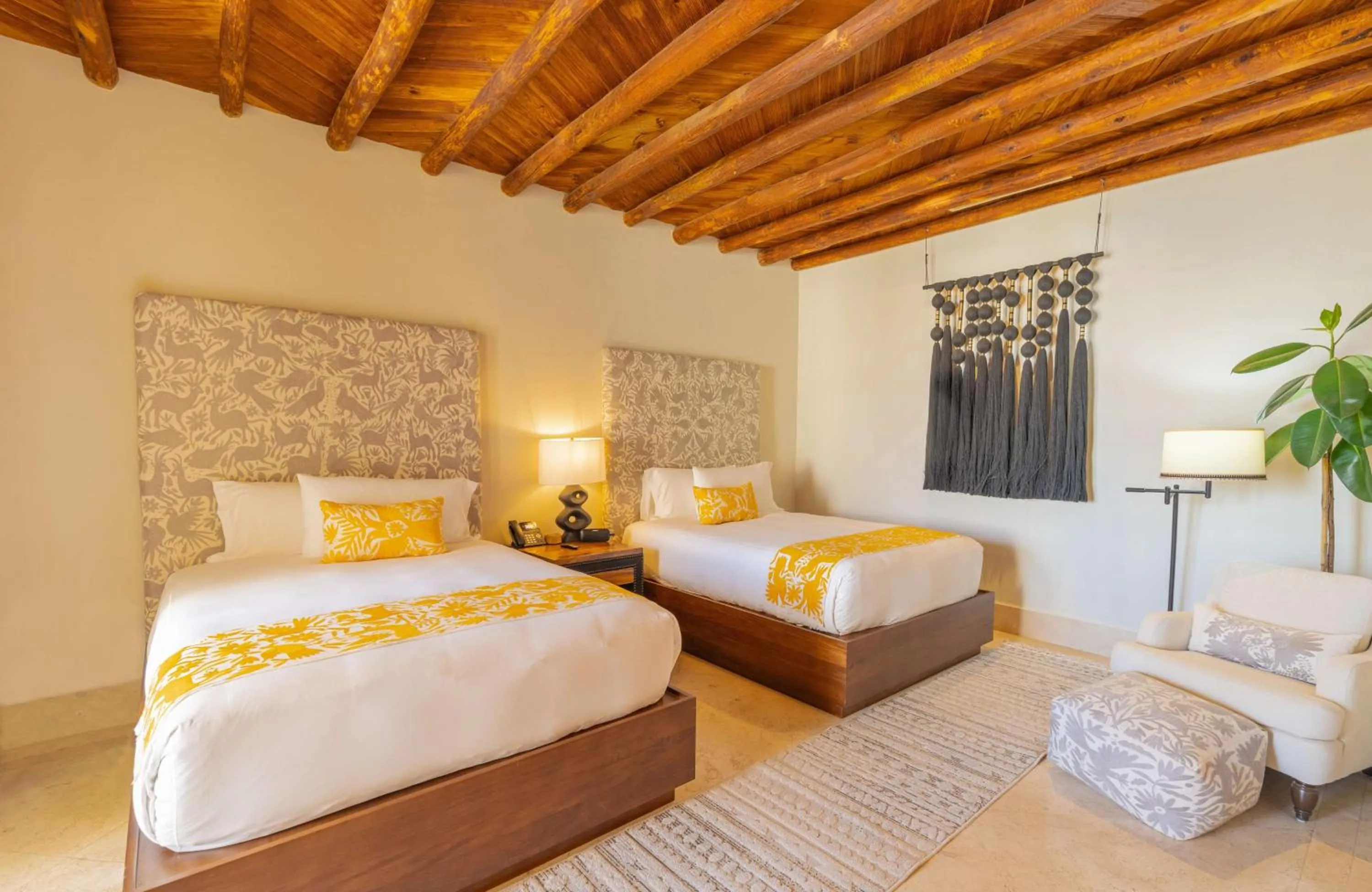 Bed in Waldorf Astoria Los Cabos Pedregal