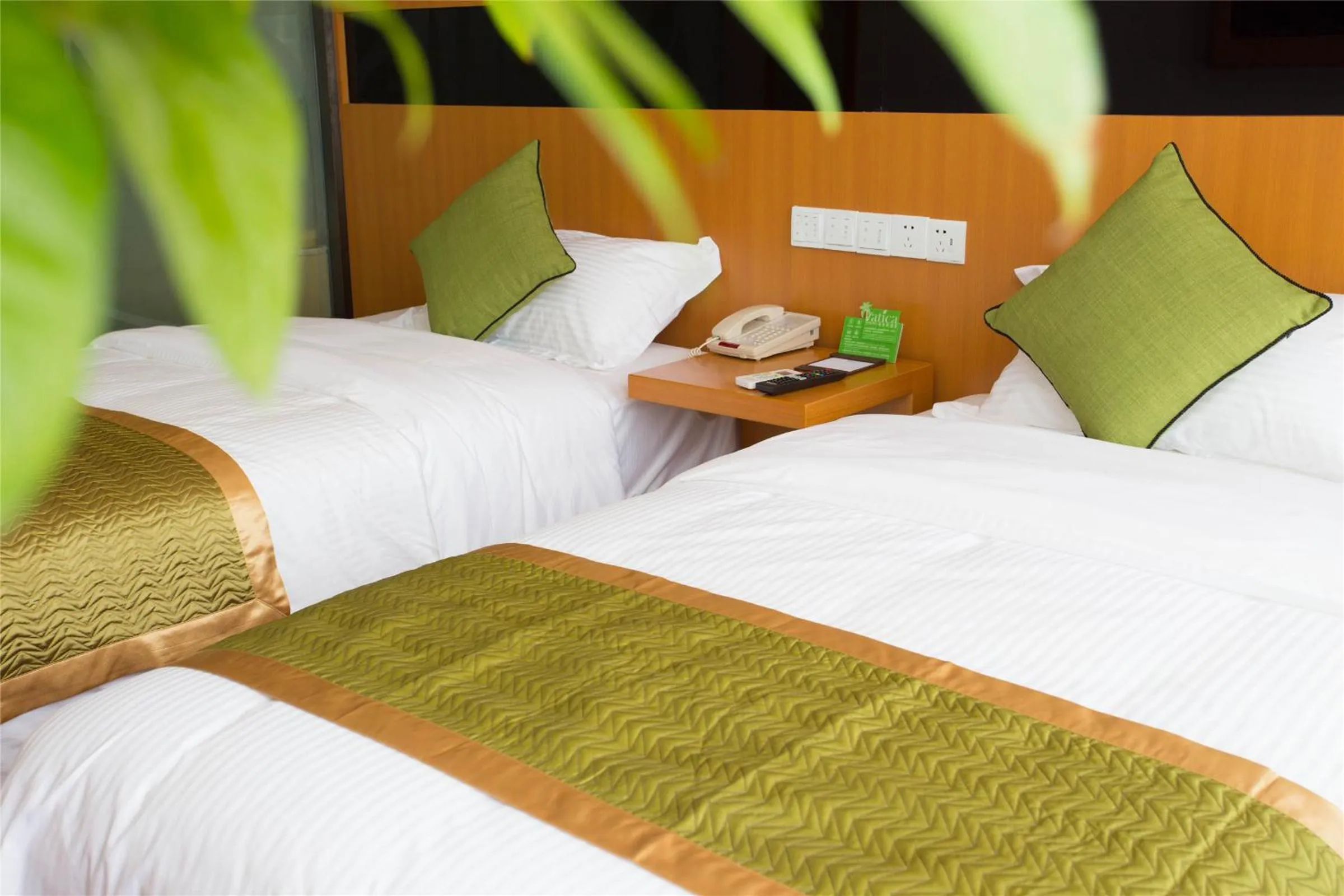 Bedroom, Bed in Vatica HeNan LuoYang Wangcheng Park Hotel