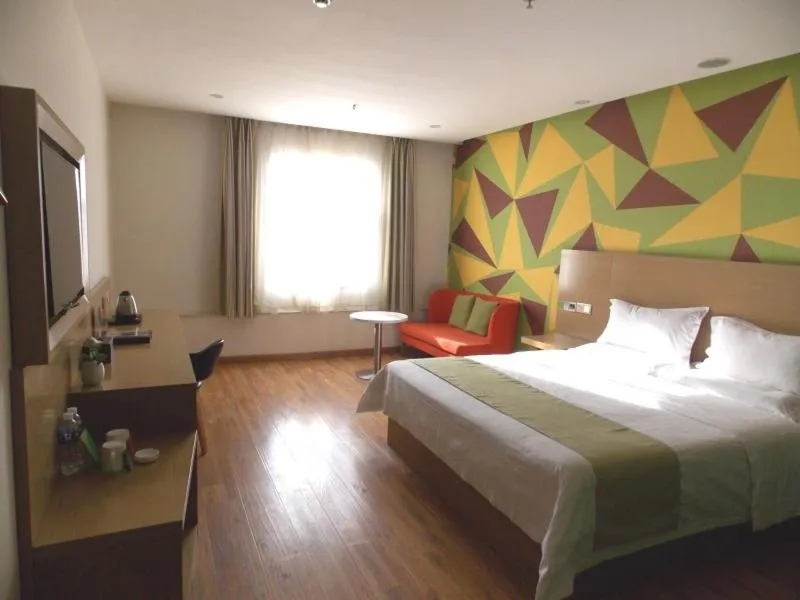 Bed in Vatica HeNan LuoYang Wangcheng Park Hotel